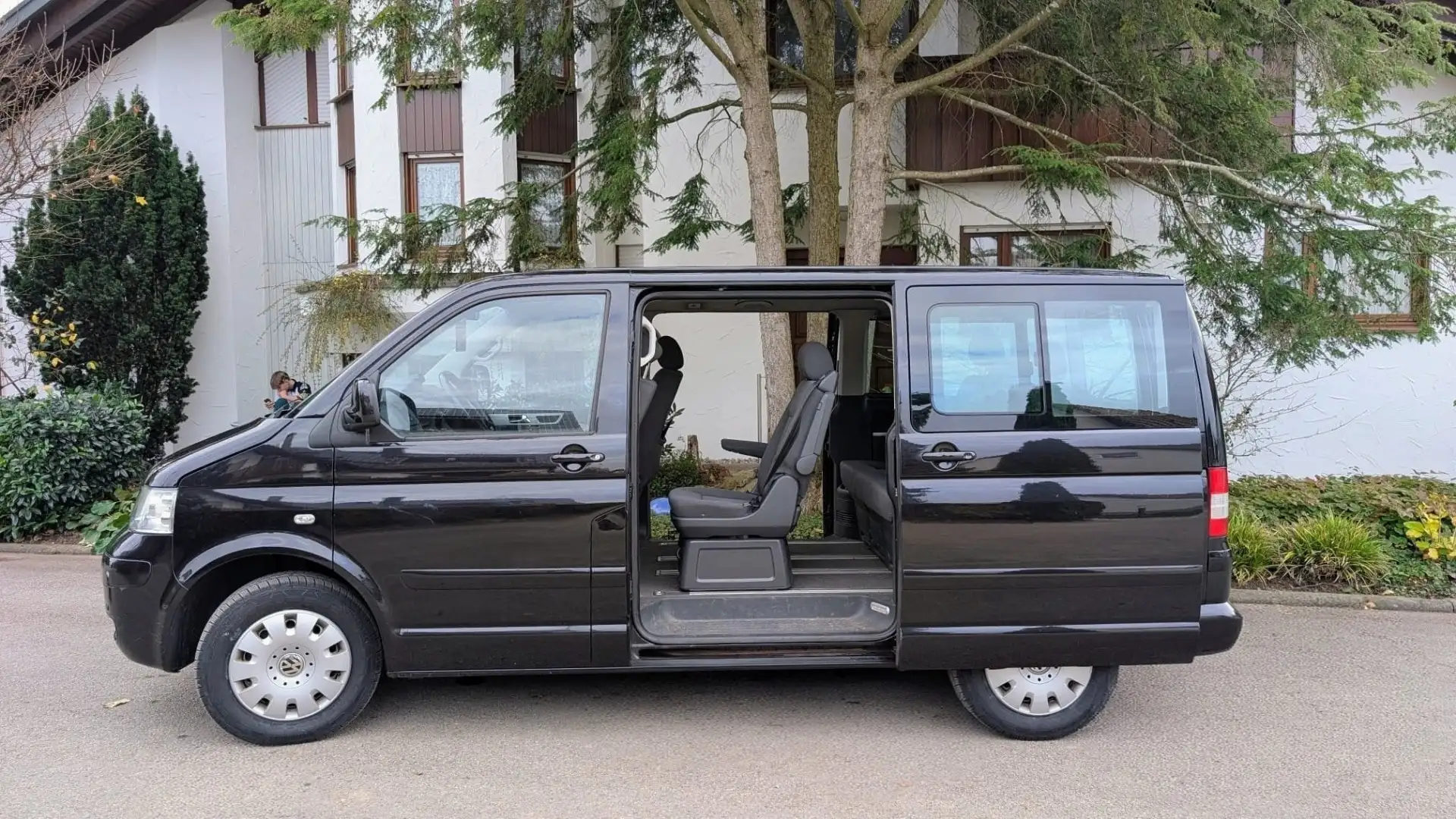 Volkswagen T5 Multivan Comfortline Negru - 2