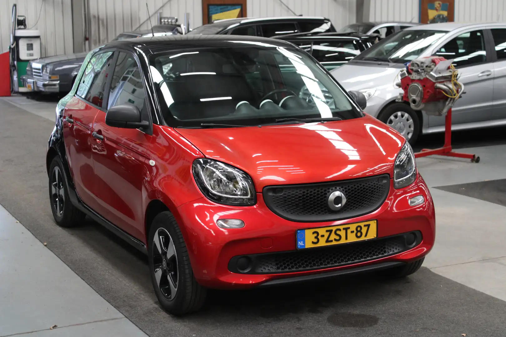 smart forFour 1.0 Essential Edition Airco, Cruise control, Isofi Roşu - 2