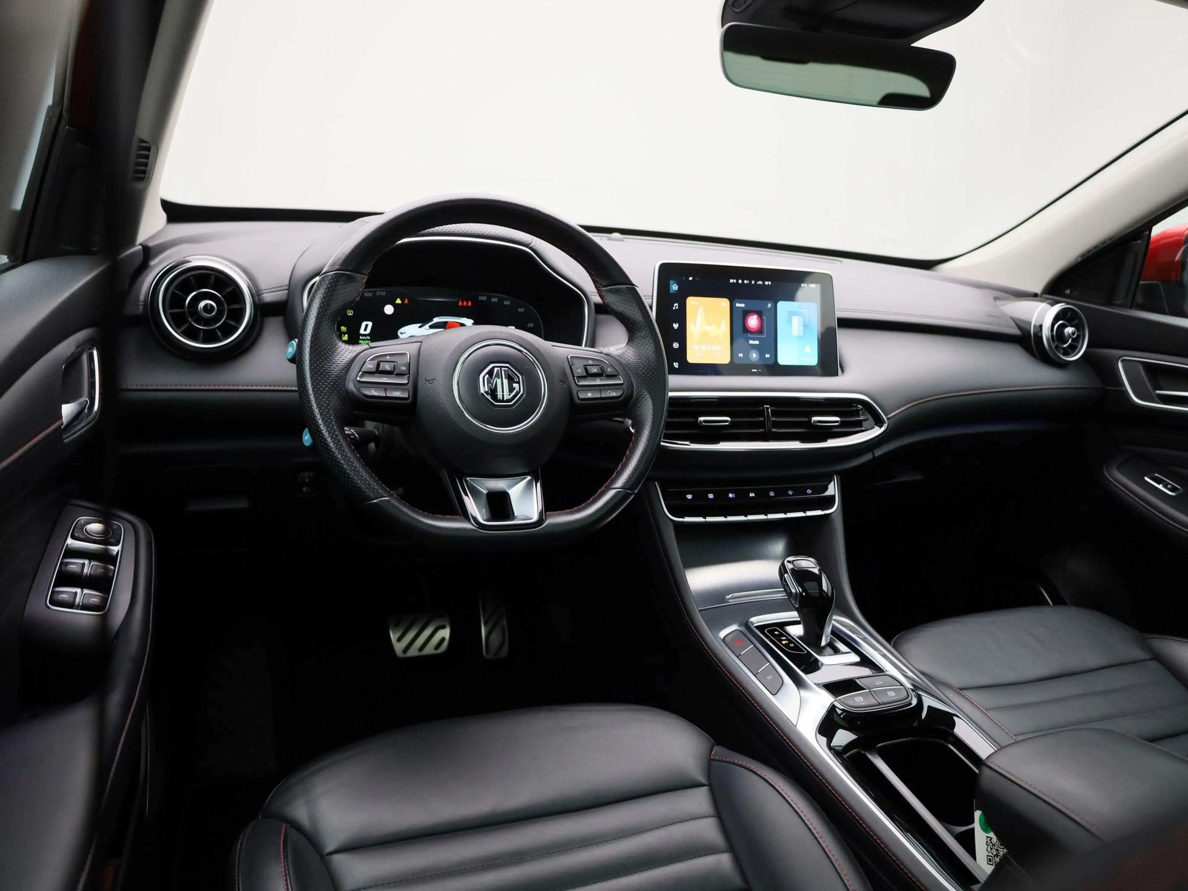 MG EHS 1.5 TGDI PHEV Aut. Luxury | 360 Camera | Panoramad — photo 9