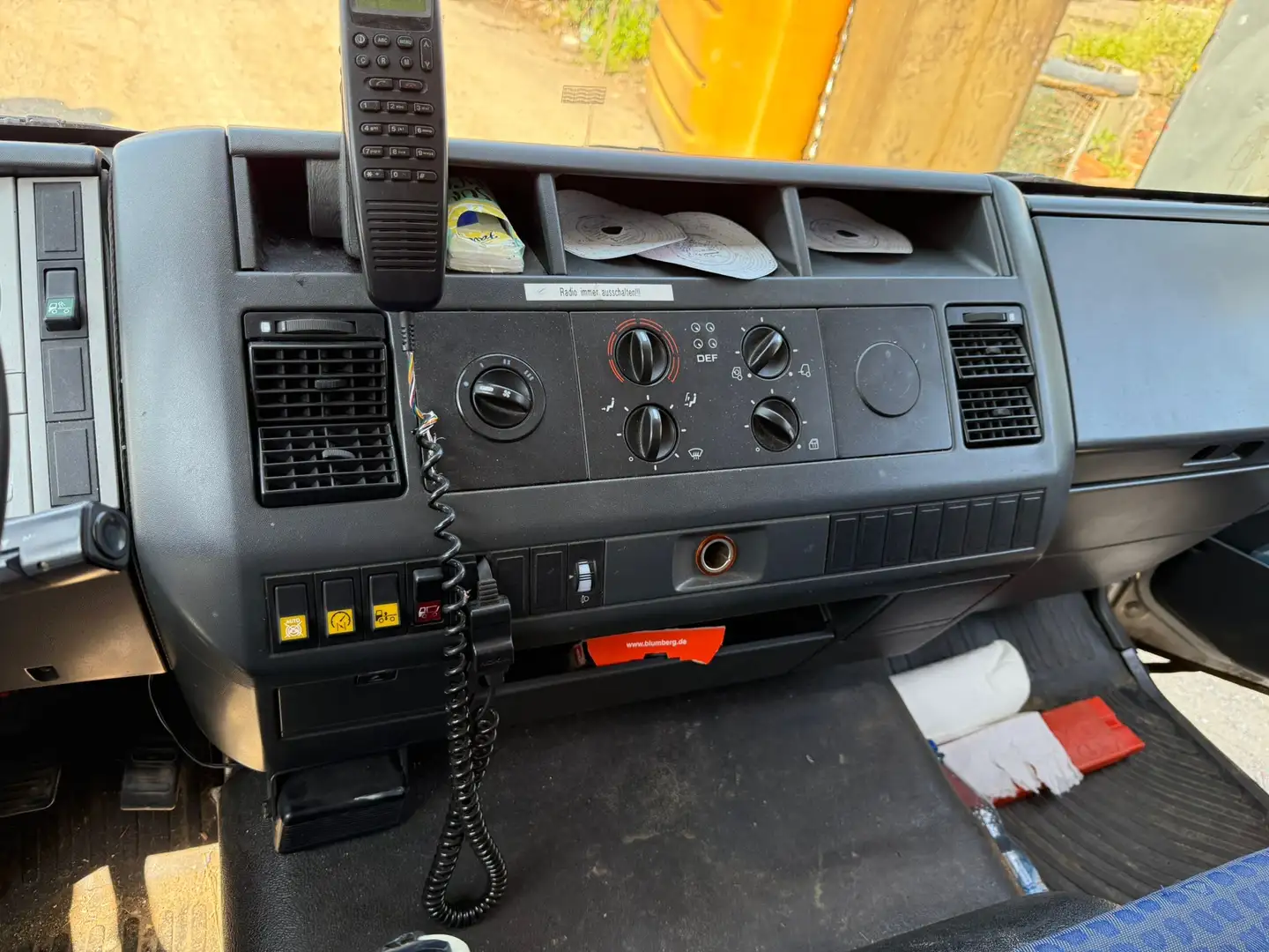 MAN Lkw 7,5 tonnen - 1