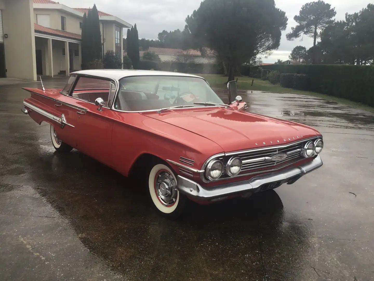 Chevrolet Impala automatic, power steering, working aircon, superb crvena - 2
