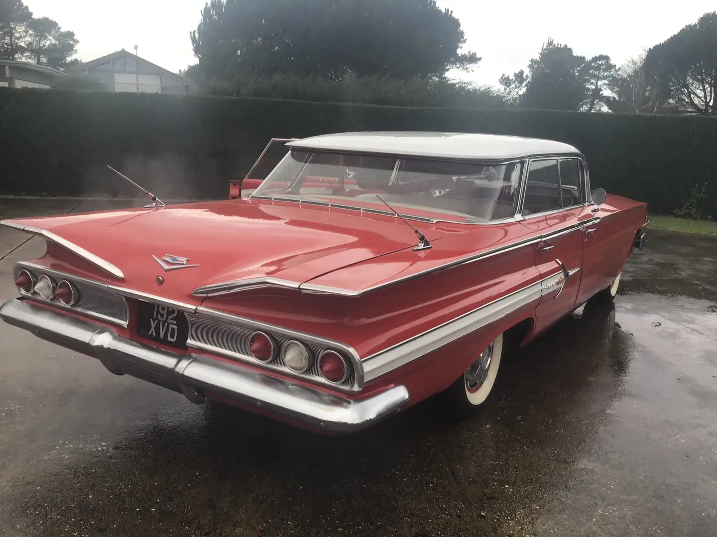 Chevrolet Impala automatic, power steering, working aircon, superb Red - 1