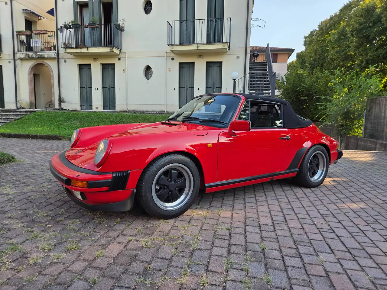 Porsche 911 SC Cabriolet, foto 2