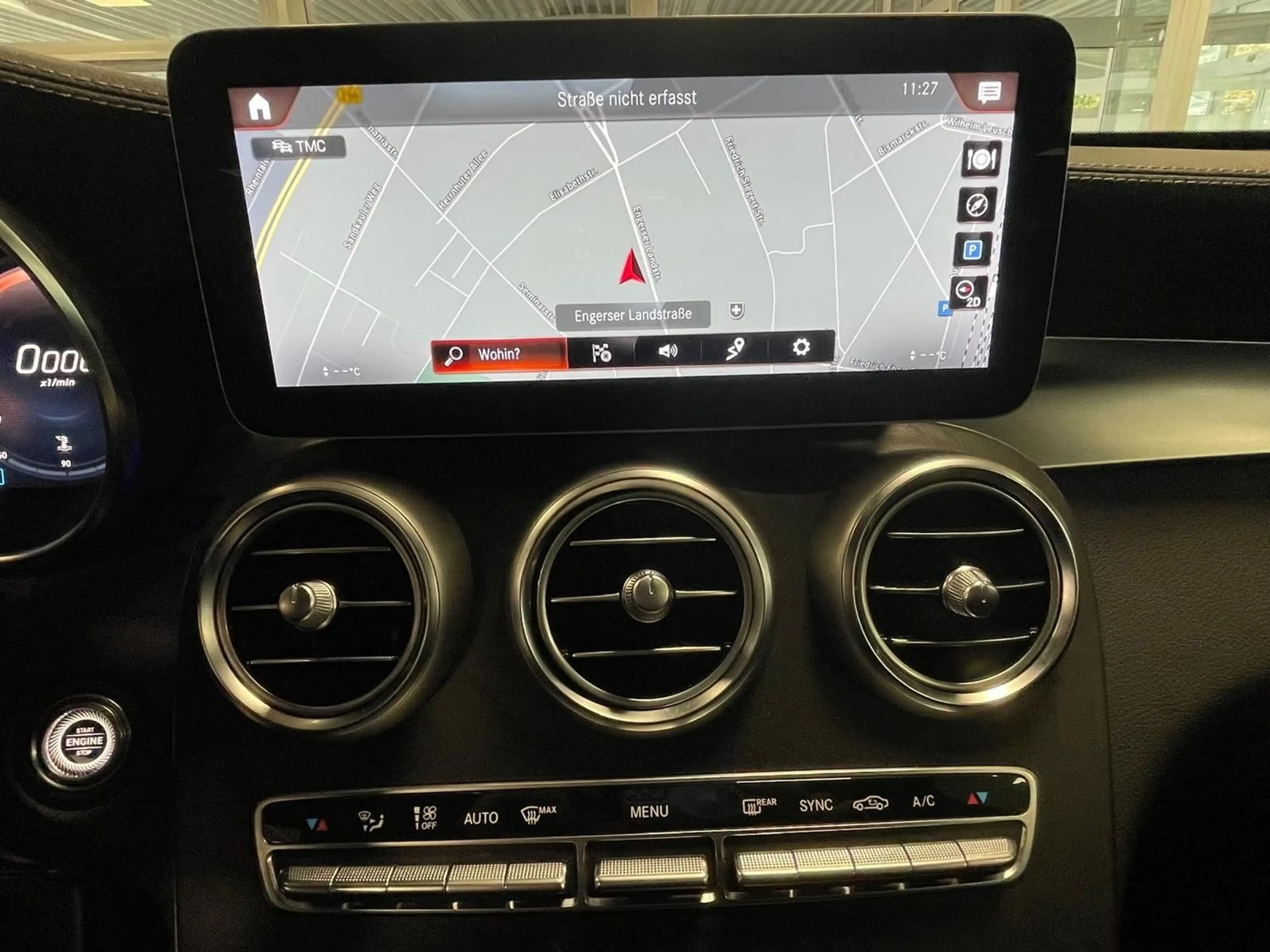 Mercedes-Benz GLC 300 d 4Matic AMG — photo 13