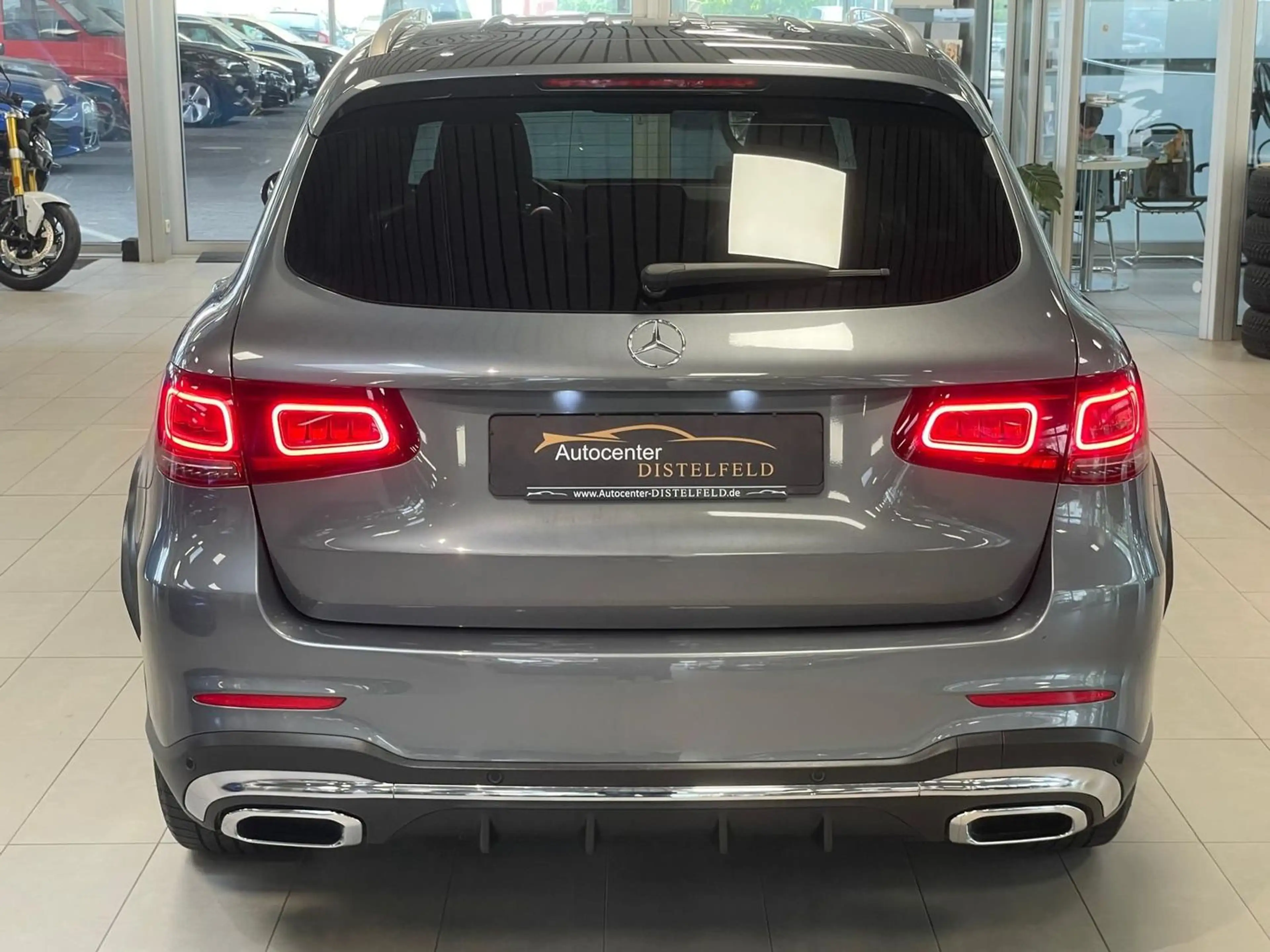 Mercedes-Benz GLC 300 d 4Matic AMG — photo 6