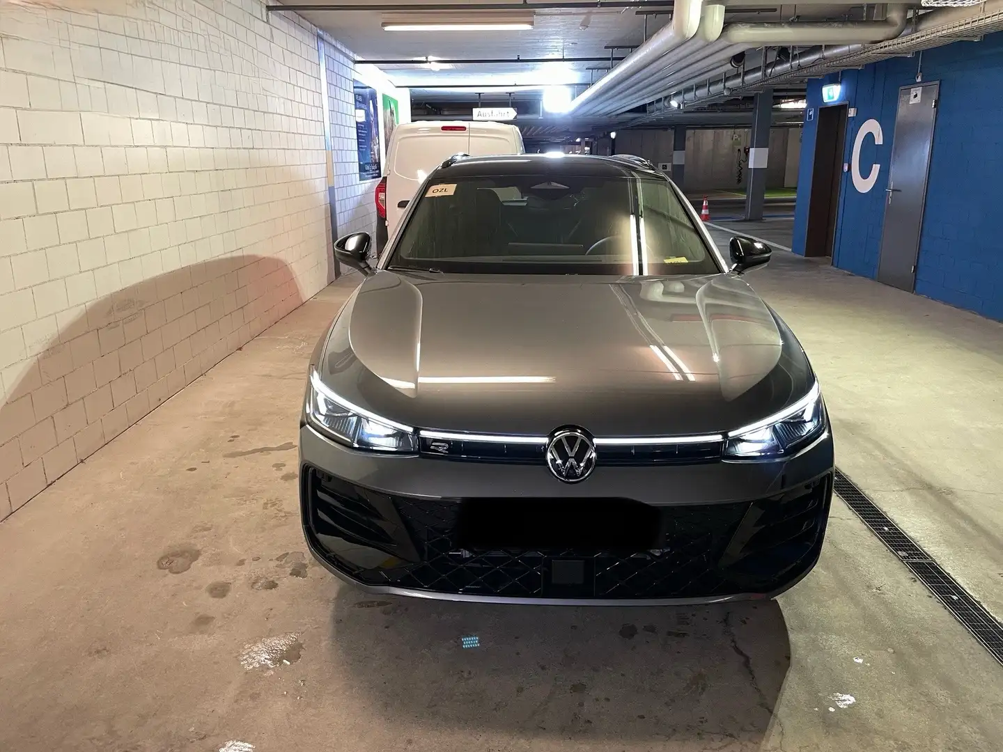 Volkswagen Passat VW Passat Variant 2.0 TDI evo R-Line 4 Motion DSG - 2