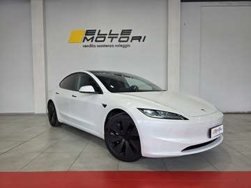 Model 3 2024 Pilot avanzatoLong Range awd