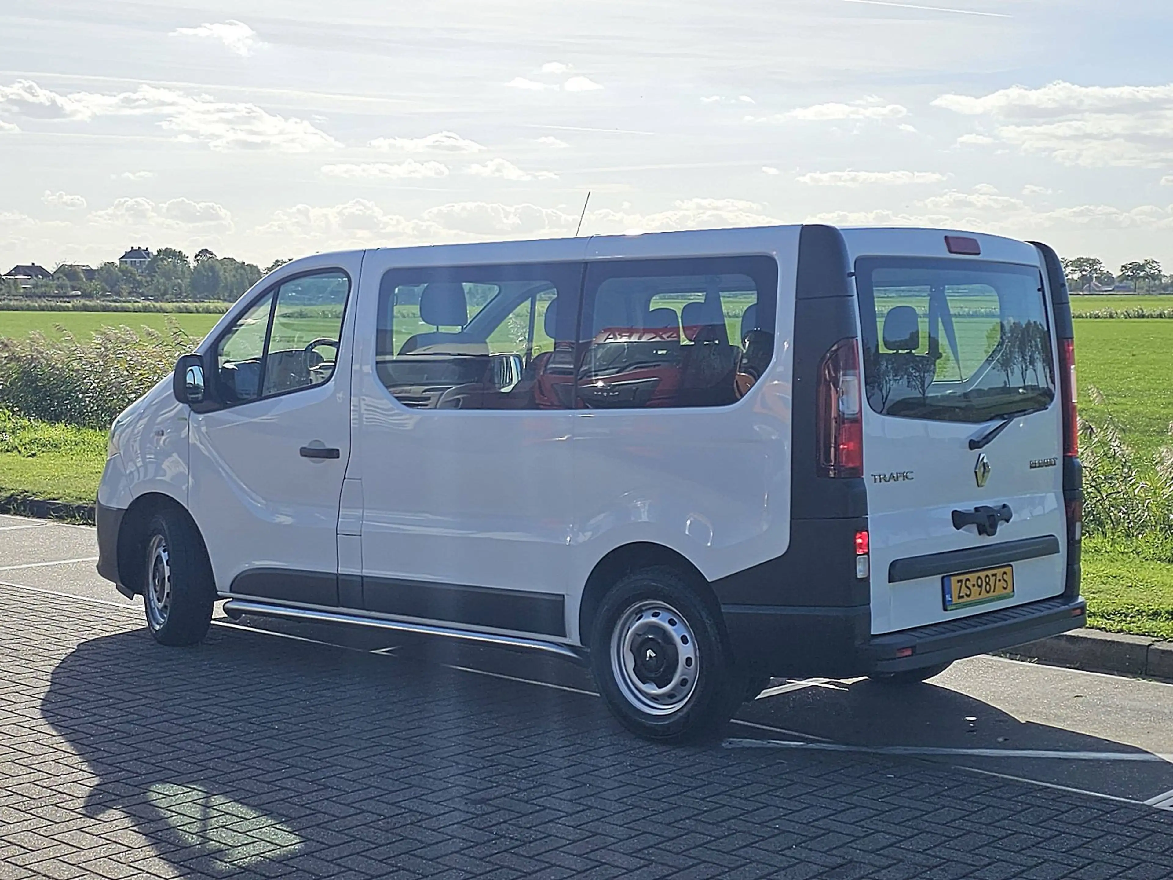 Renault Trafic 1.6 DCI L1H1 Kombi 8-Pers AC — photo 6