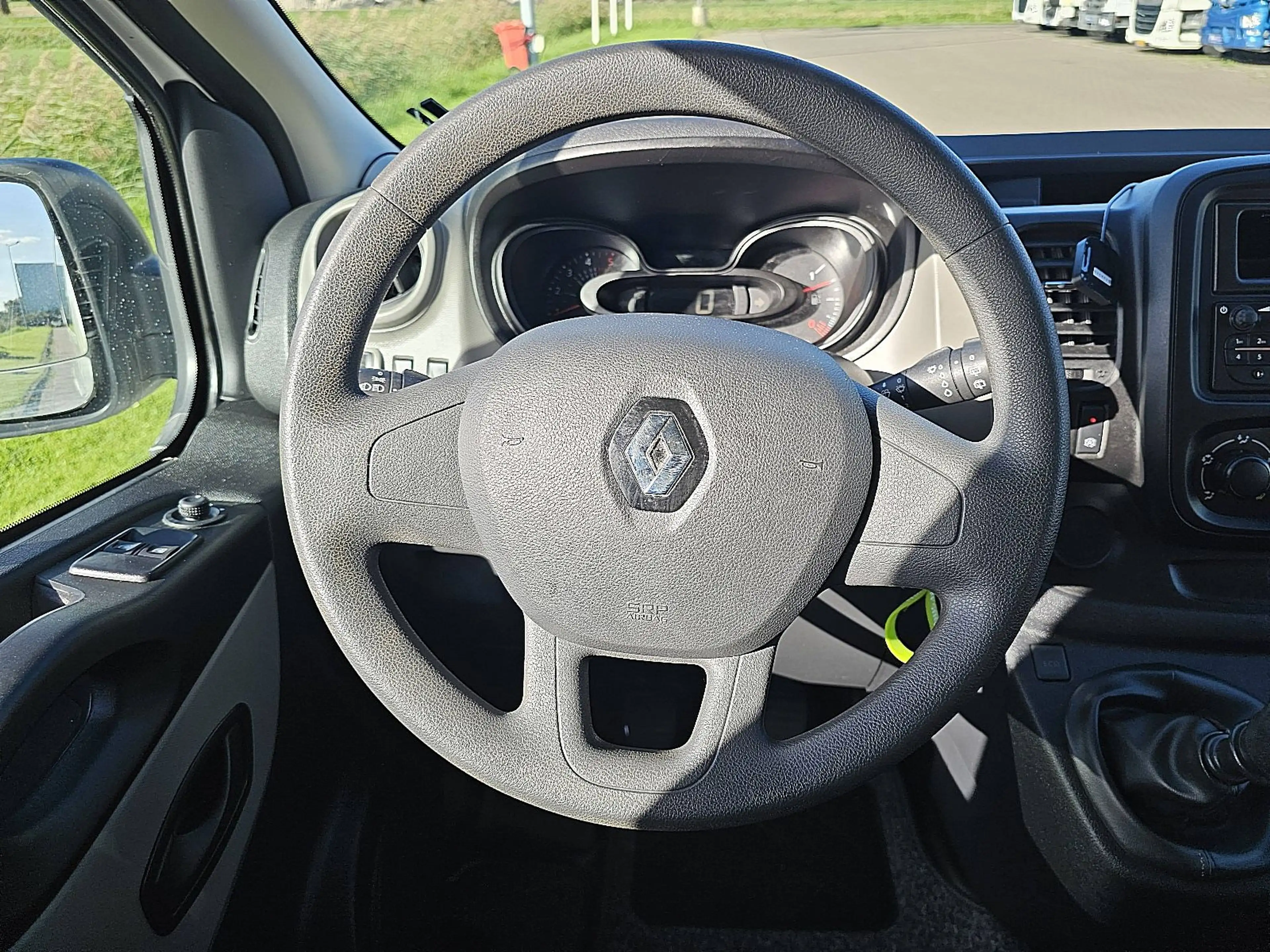 Renault Trafic 1.6 DCI L1H1 Kombi 8-Pers AC — photo 10