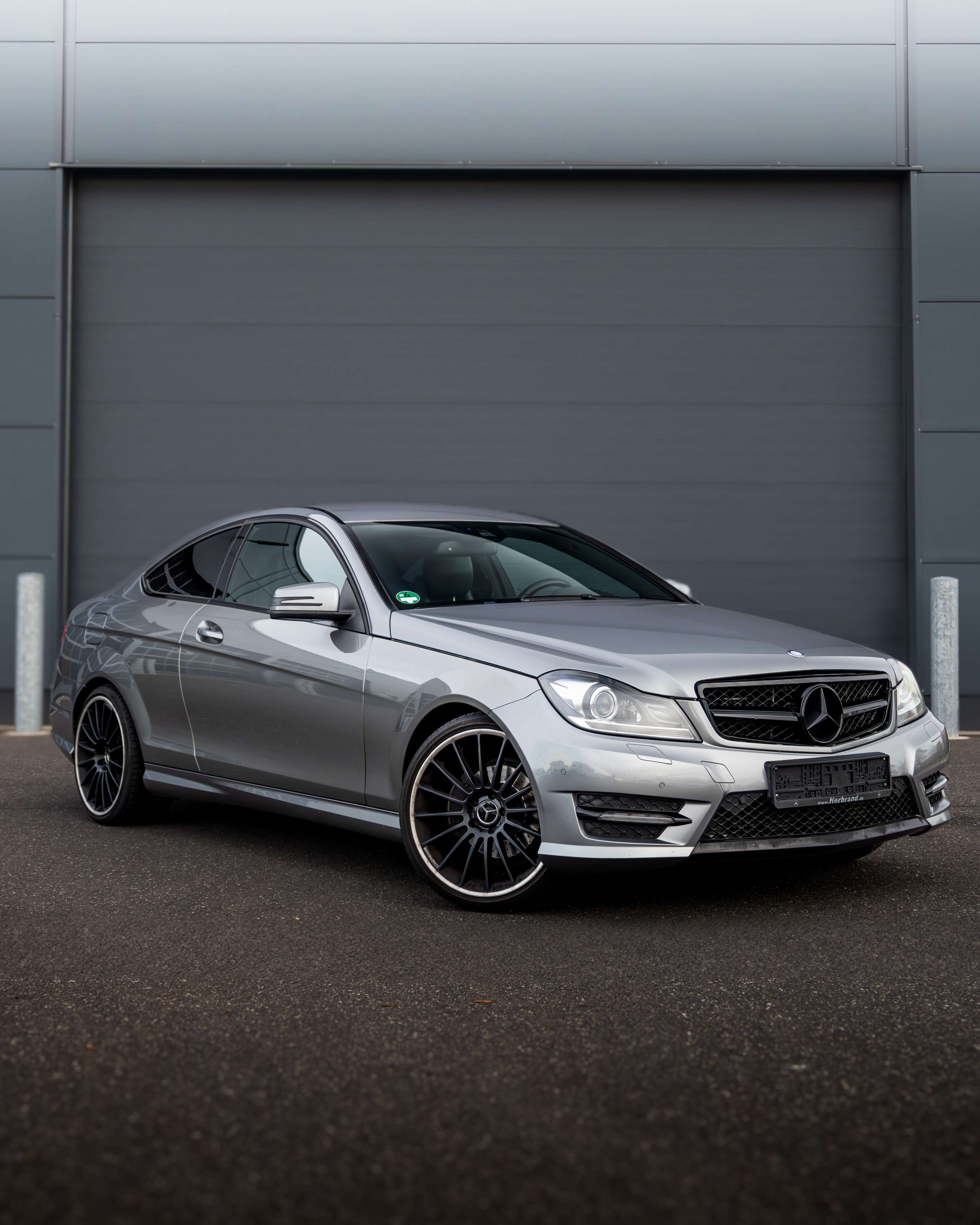 Second hand Mercedes Benz C-Class 200
