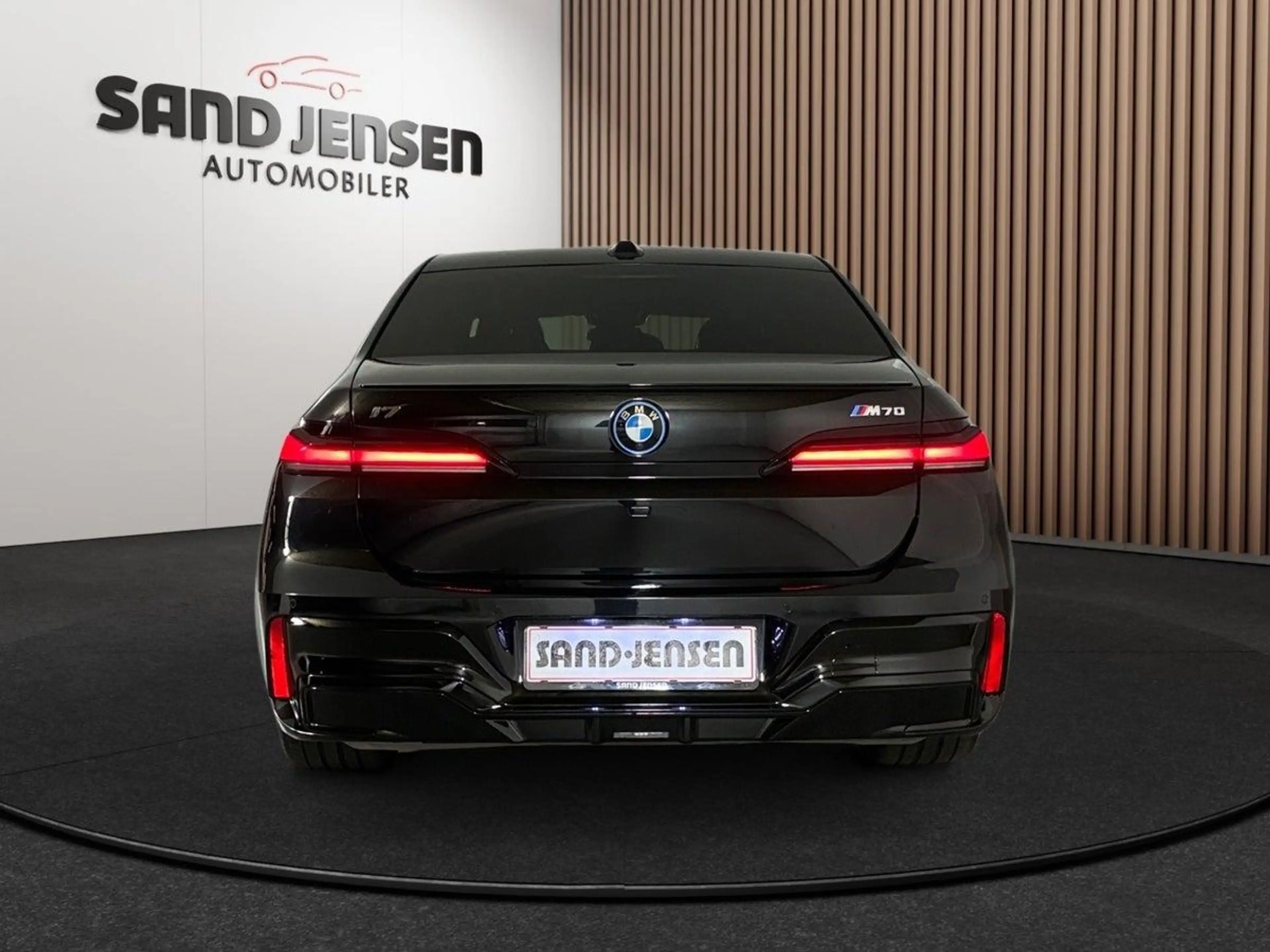 BMW i7 BMW i7 M70 xDrive M Sport Pro Perf Exec DrivePro — photo 5