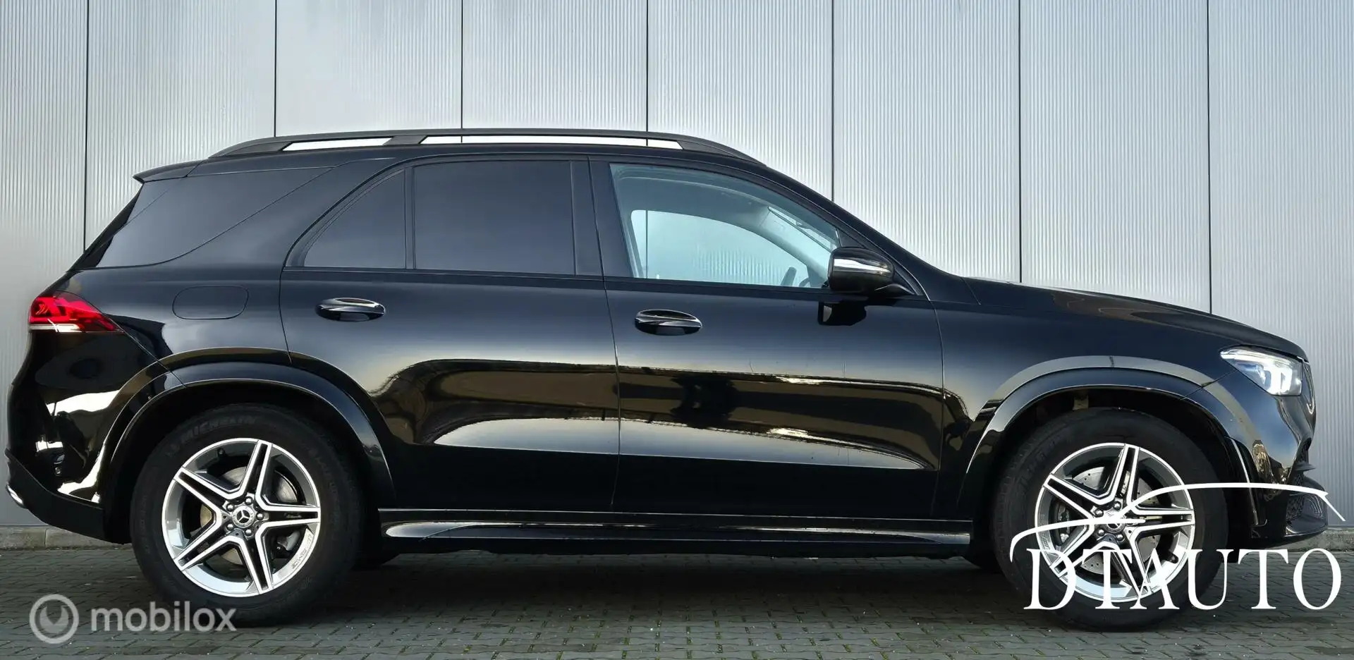 Mercedes-Benz GLE 350 350d V6 4MATIC 2xAMG Distr Night Grijs Kenteken Zwart - 2