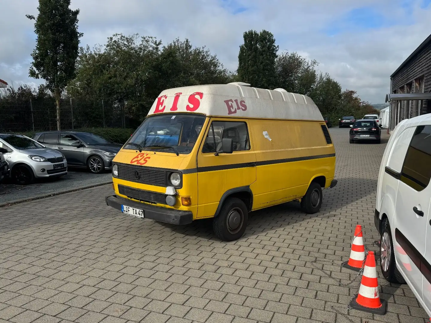 Volkswagen T3 Gelb - 1
