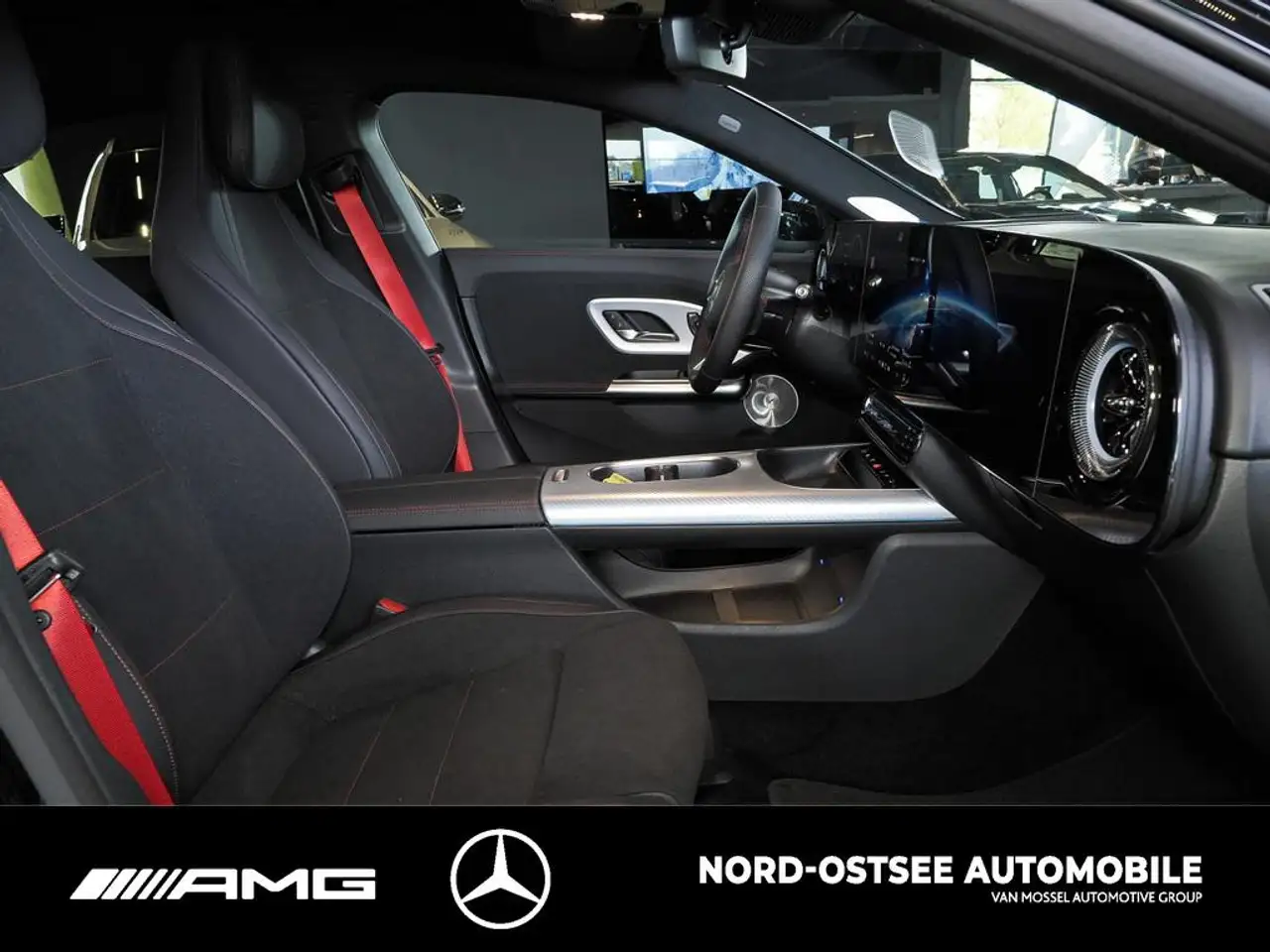 Mercedes-Benz CLA 350 4m AMG-PLUS PANO NIGHT AHK 19-ZOLL 12