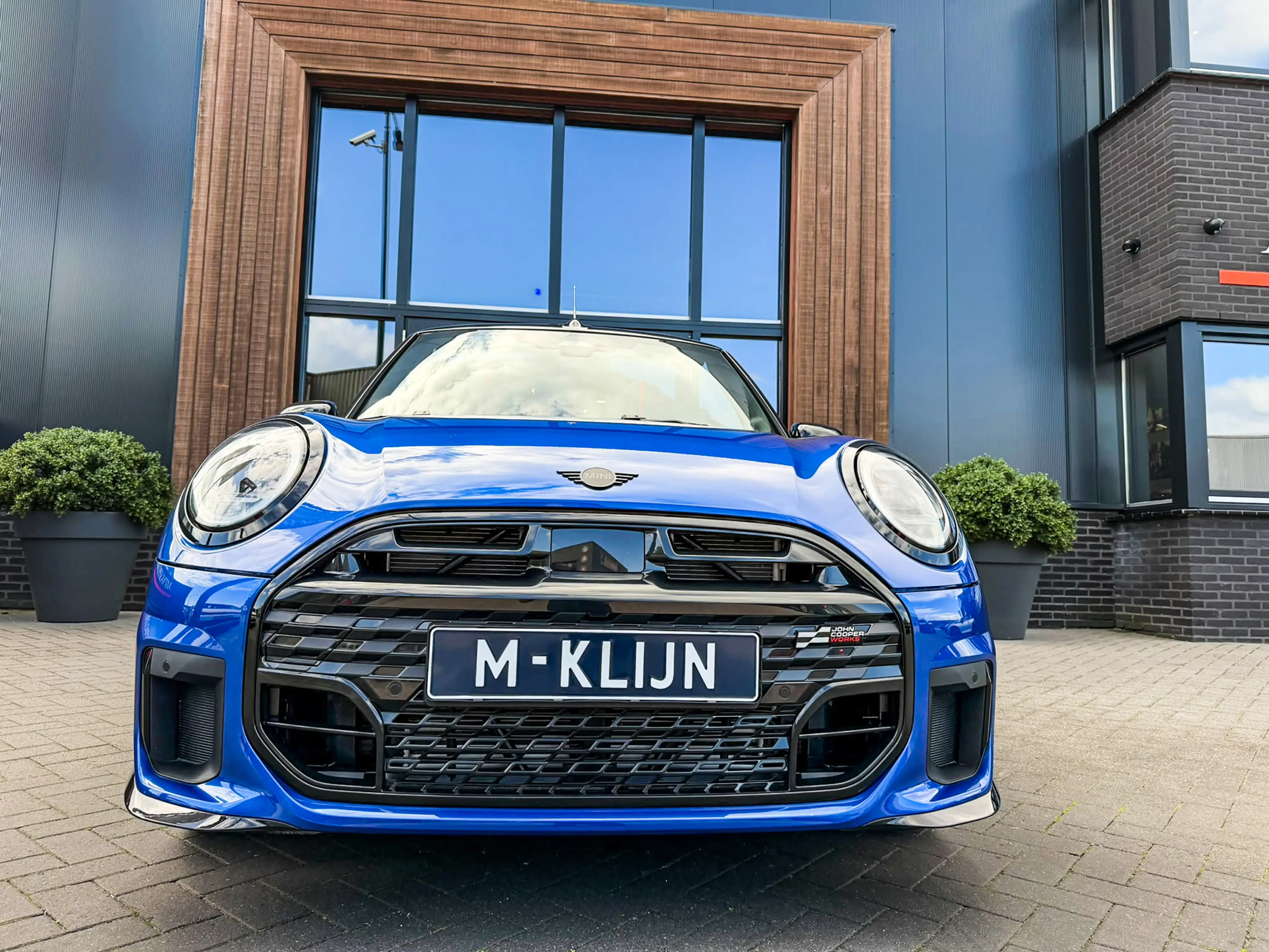 MINI Cooper S Cabrio 2.0 John Cooper Works F1 aut/Camera/Head up/Hk/Btw — photo 3