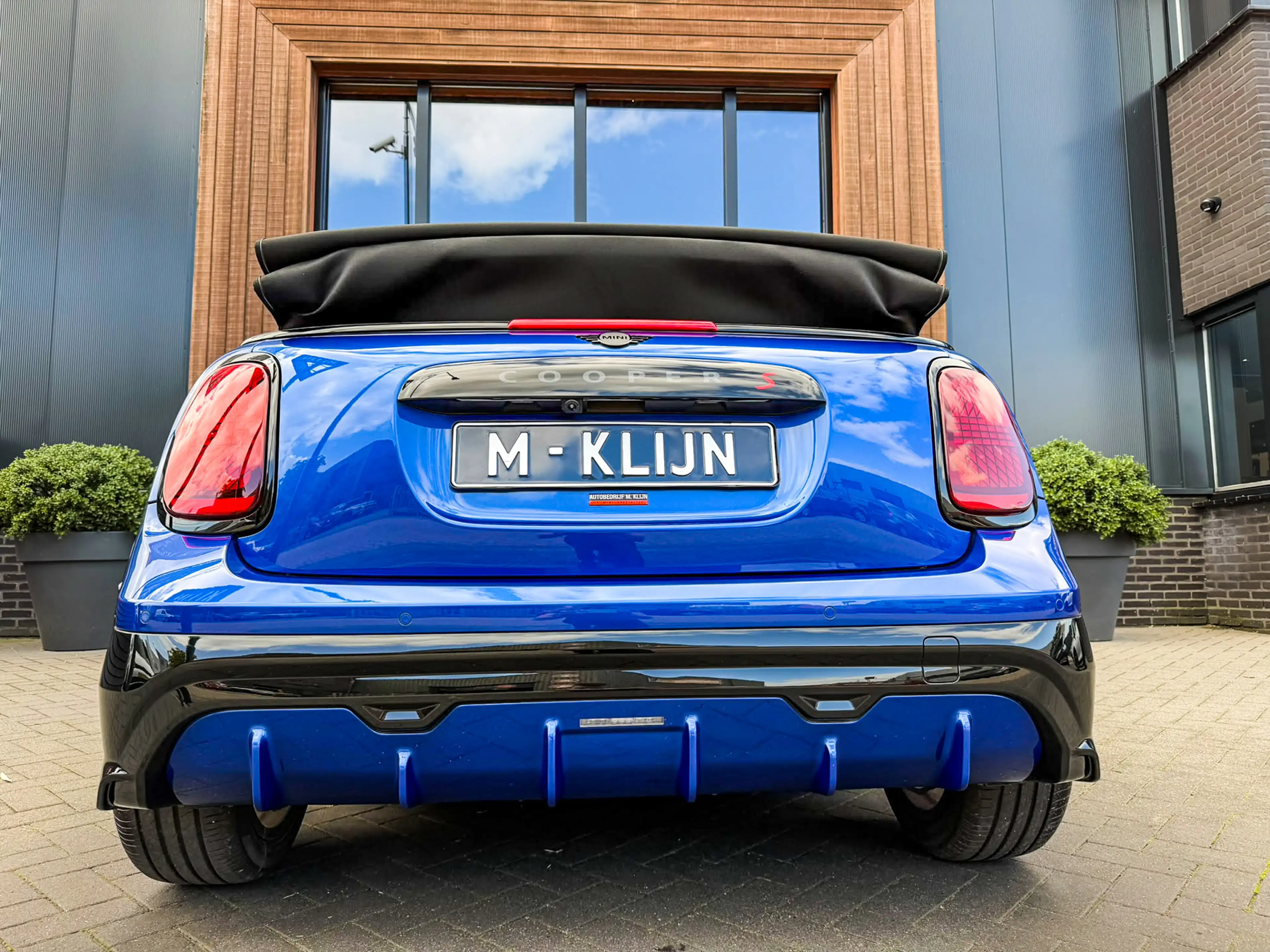 MINI Cooper S Cabrio 2.0 John Cooper Works F1 aut/Camera/Head up/Hk/Btw — photo 13