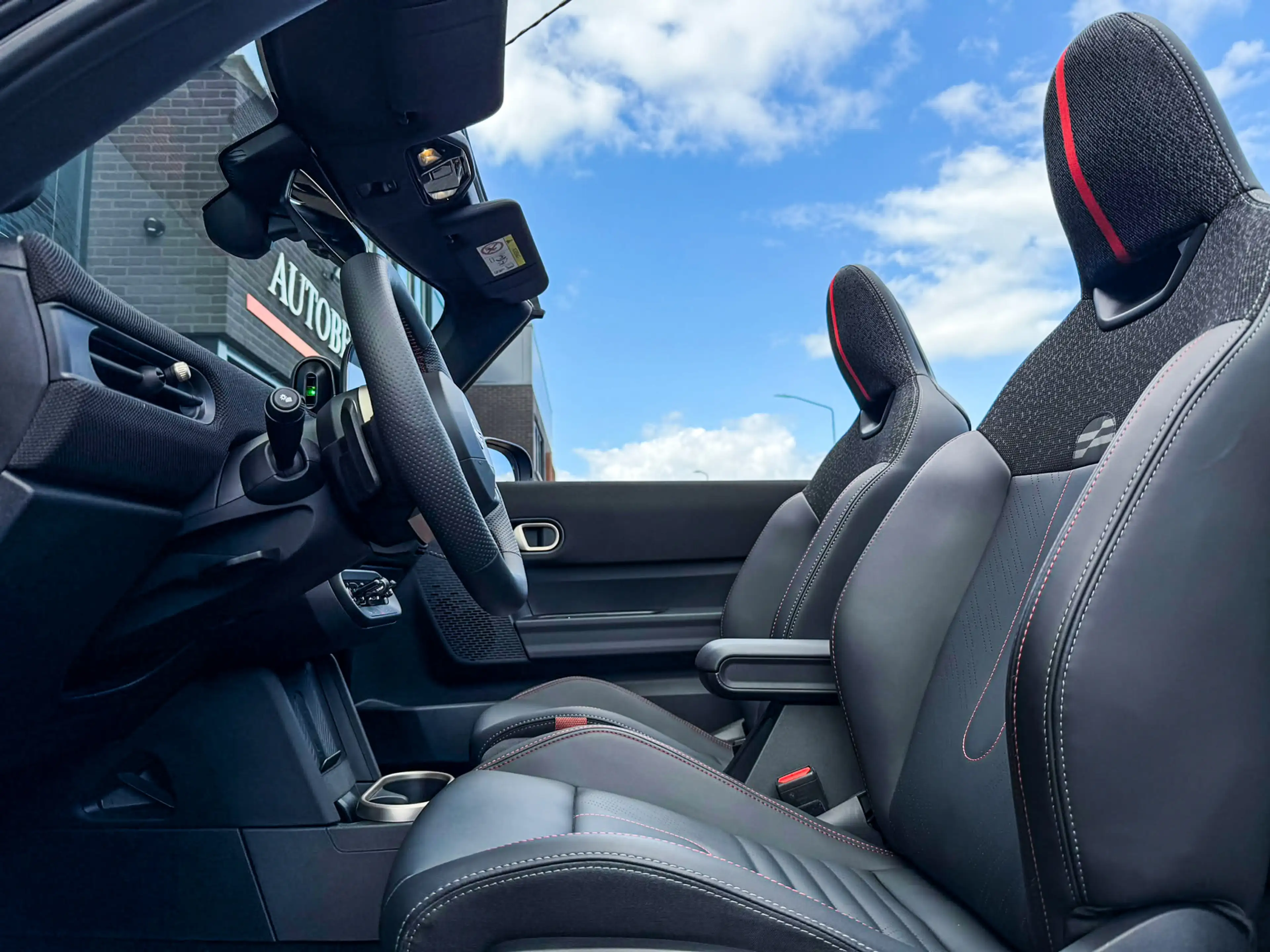 MINI Cooper S Cabrio 2.0 John Cooper Works F1 aut/Camera/Head up/Hk/Btw — photo 4