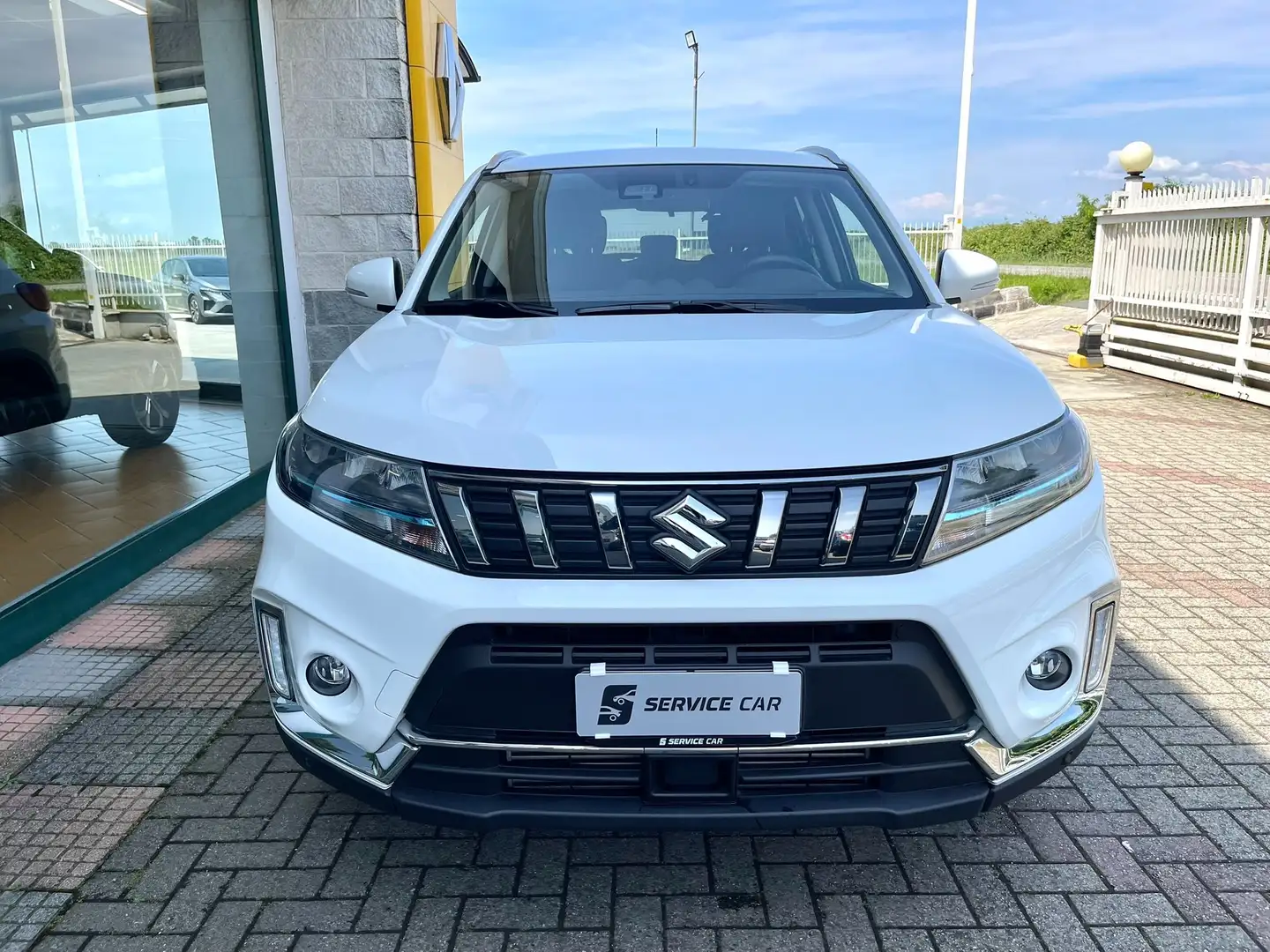 Suzuki Vitara 1.4h Top 2wd Wit - 2