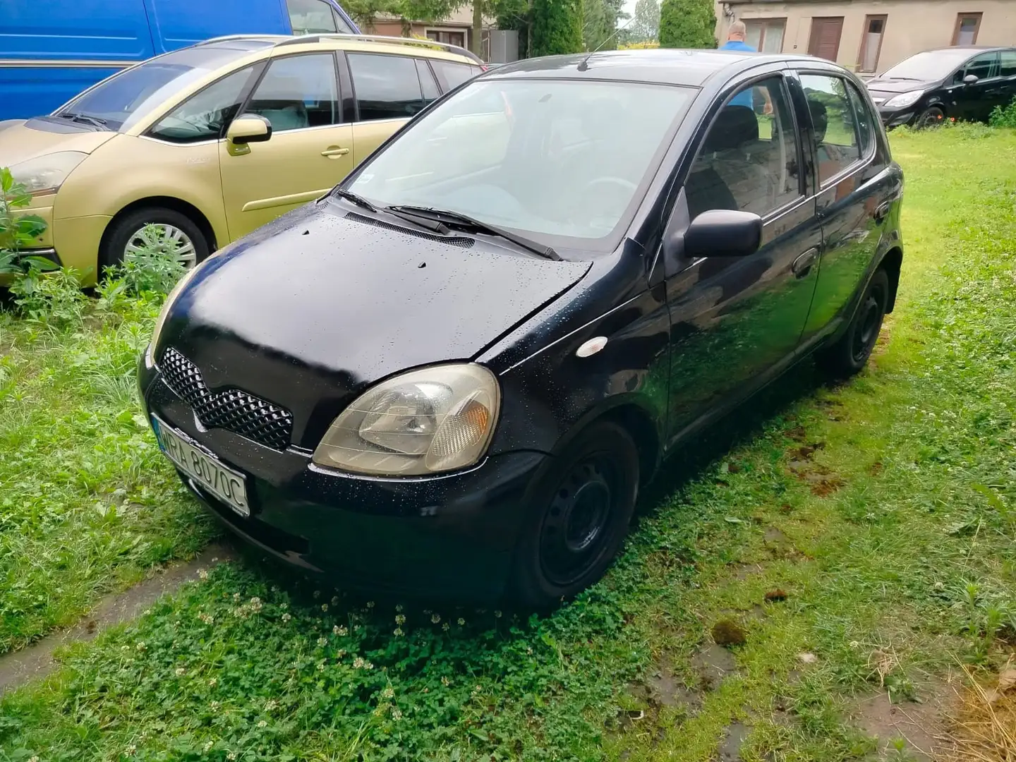 Toyota Yaris 1.0 5 türig AC - 2