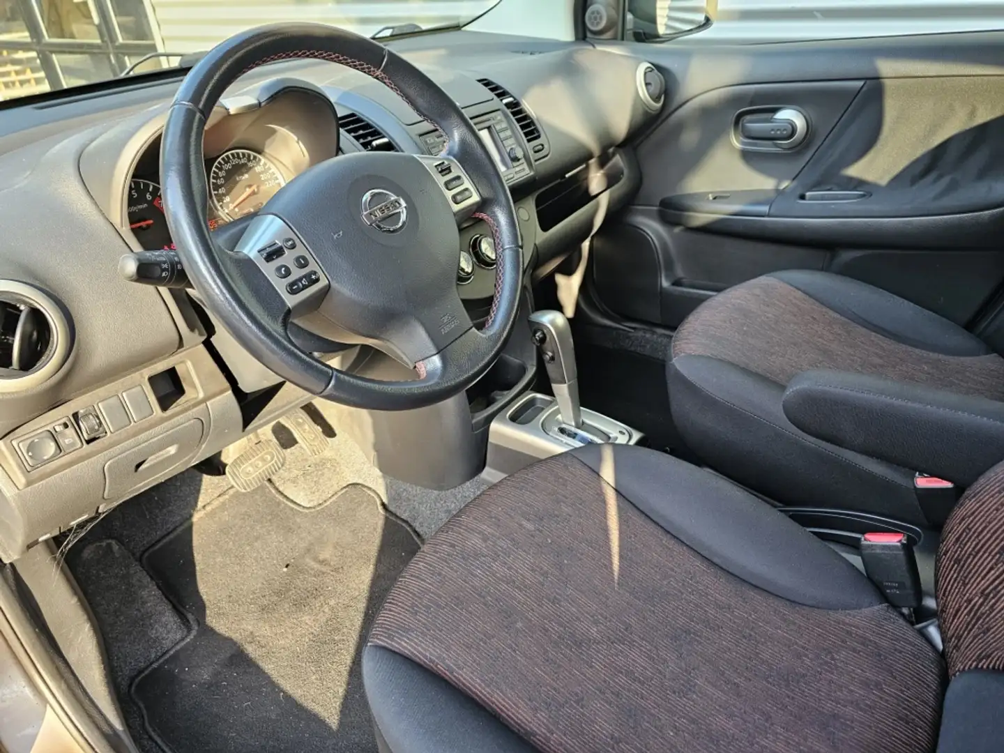 Nissan Note 1.6 Acenta Brun - 2