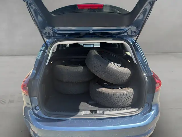 Ford Focus view 7