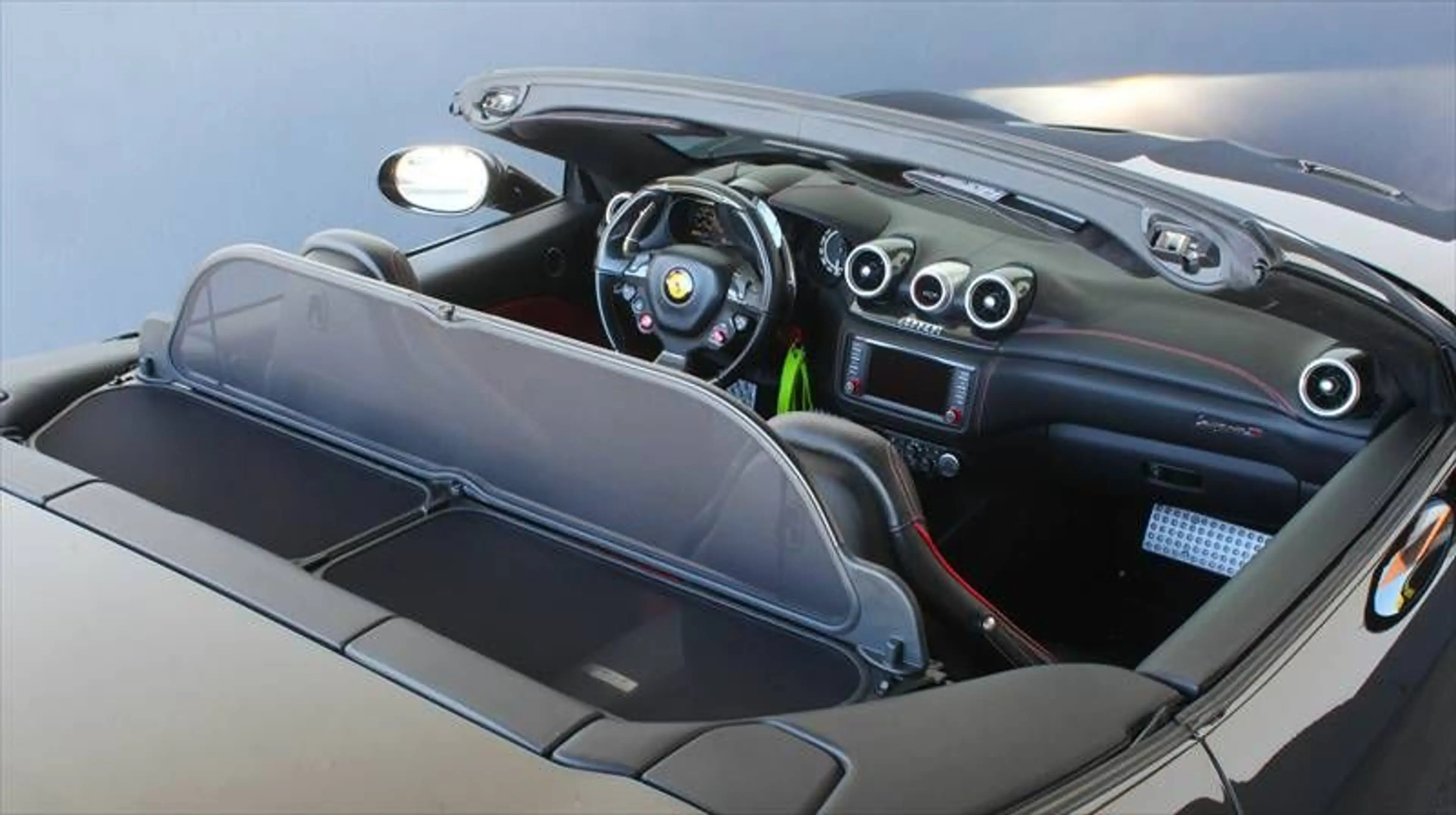 Ferrari California Carbon-Keramik-Brems. Approved-Garant — photo 11