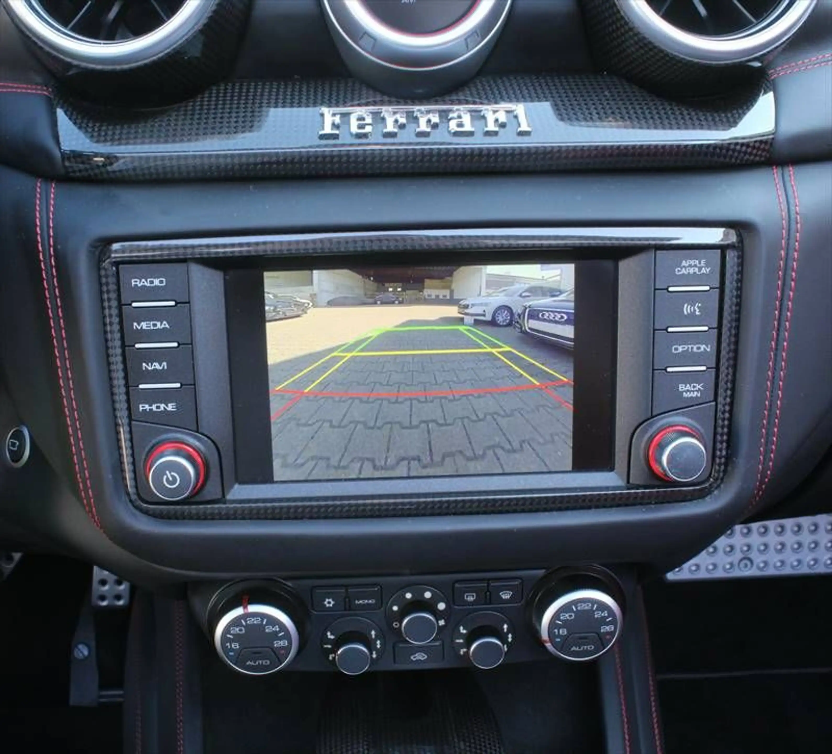 Ferrari California Carbon-Keramik-Brems. Approved-Garant — photo 9