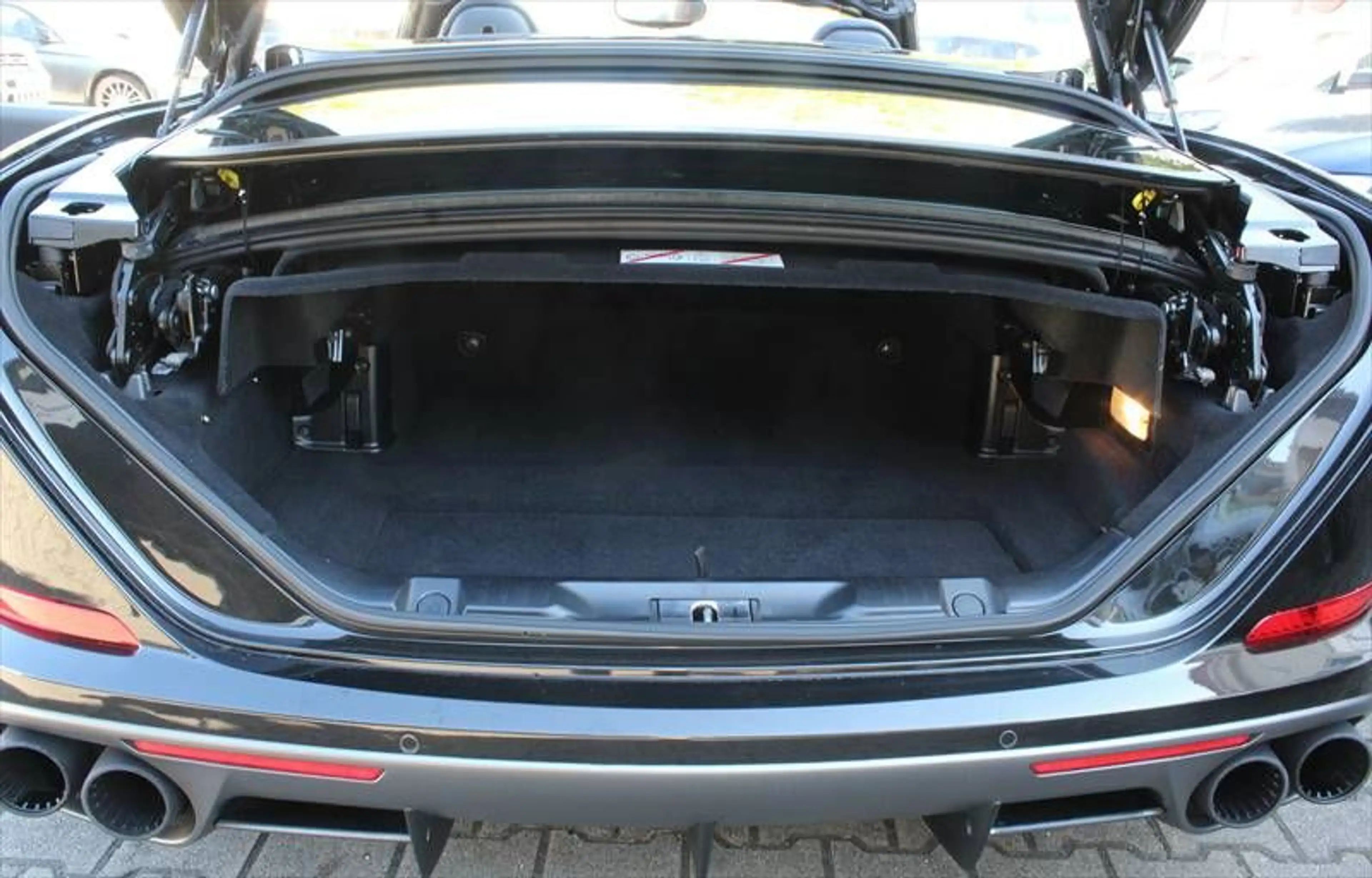 Ferrari California Carbon-Keramik-Brems. Approved-Garant — photo 12
