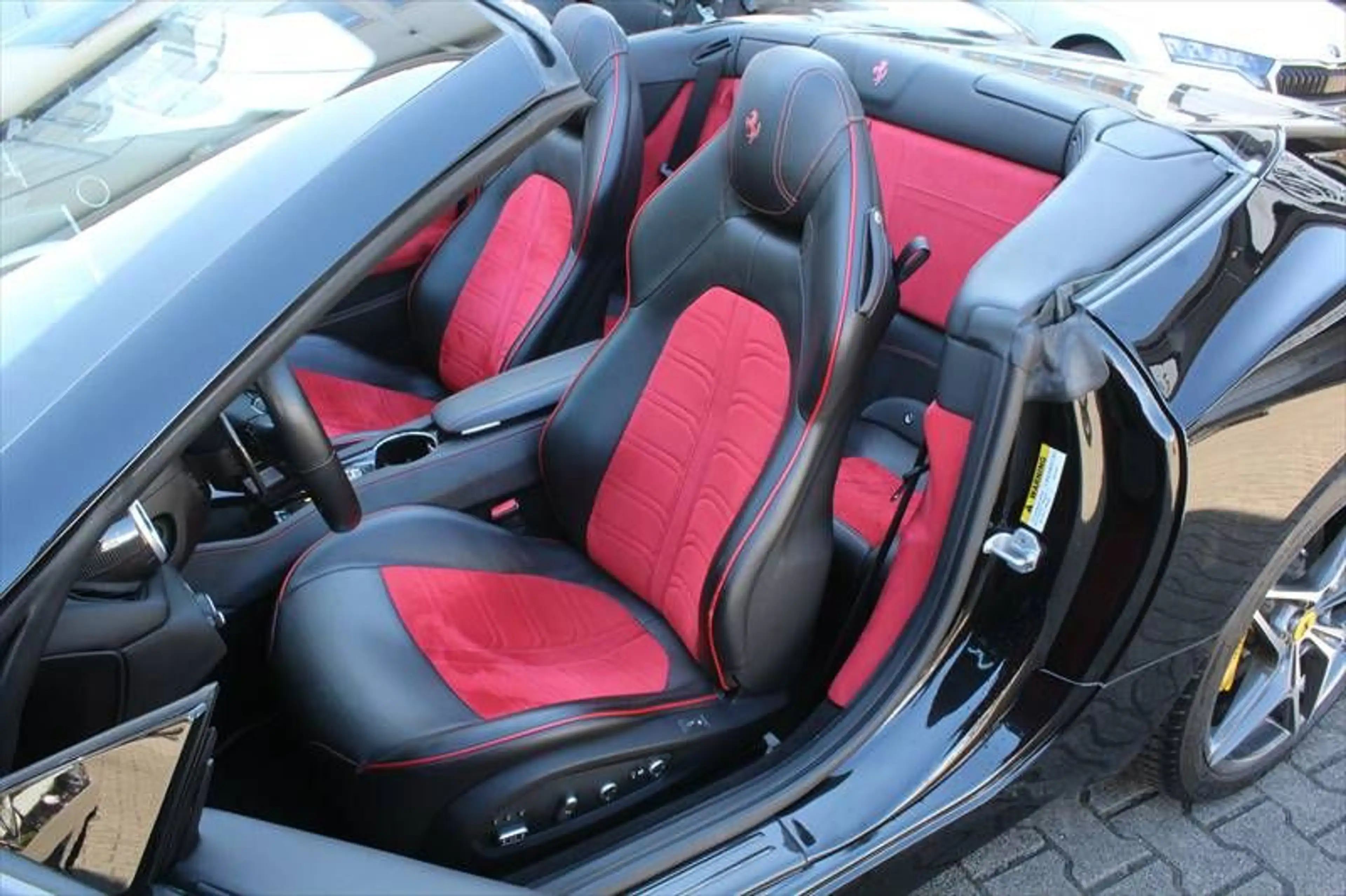 Ferrari California Carbon-Keramik-Brems. Approved-Garant — photo 7