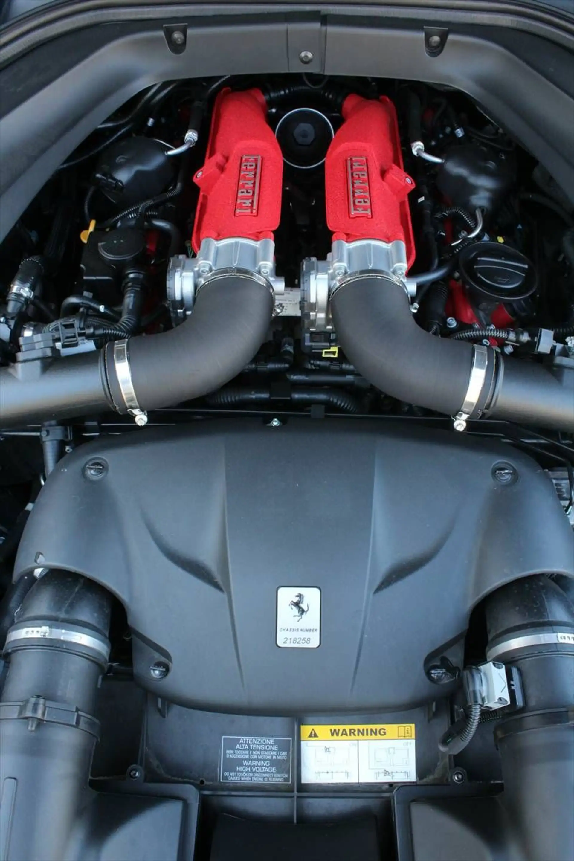 Ferrari California Carbon-Keramik-Brems. Approved-Garant — photo 14