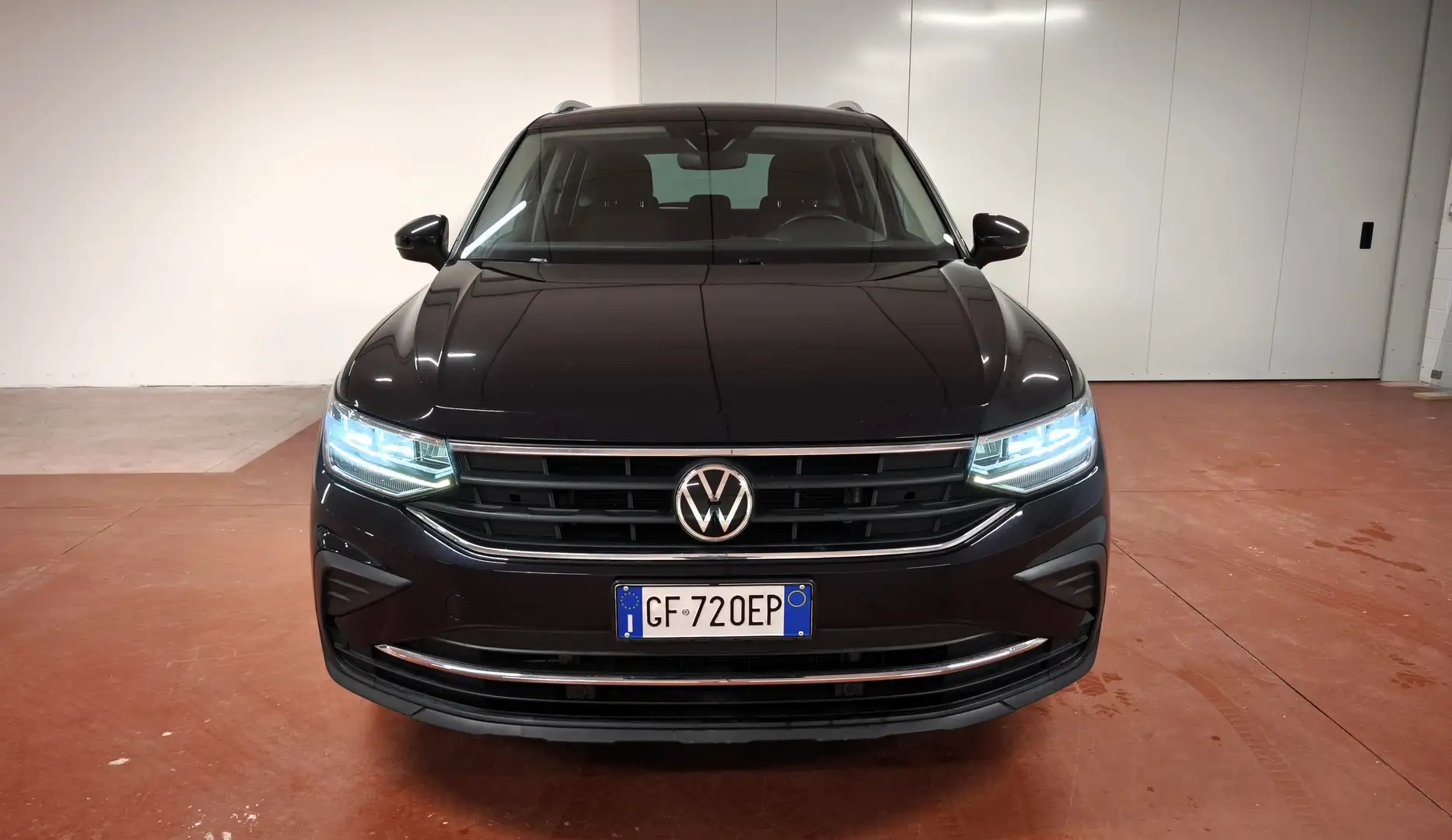 Volkswagen Tiguan Tiguan 2021 1.4 tsi Phev Life dsg Noir - 2