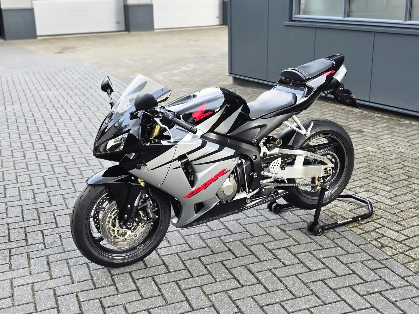 Honda CBR 600 Sport 600RR - 1