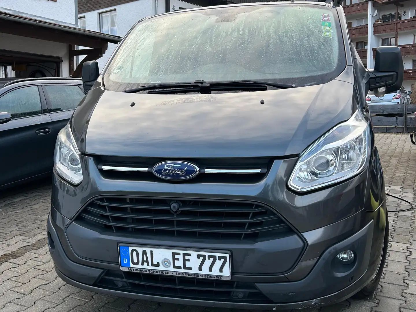 Ford Tourneo Custom Tourneo Custom 300 L2H1 VA Titanium Schwarz - 1