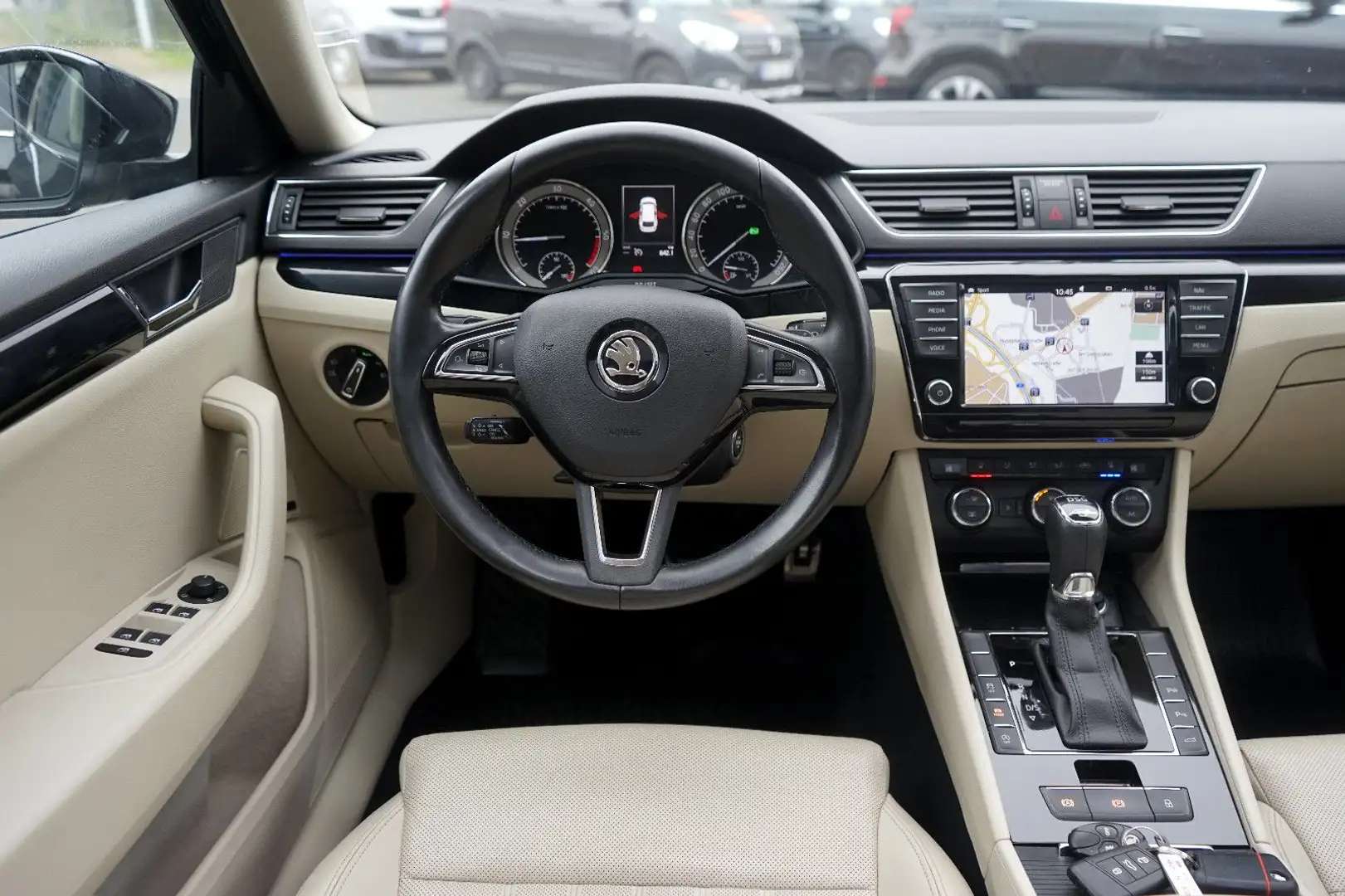 Skoda Superb Combi L&K 4x4*Business*Columbus*ACC*Pano* Siyah - 2