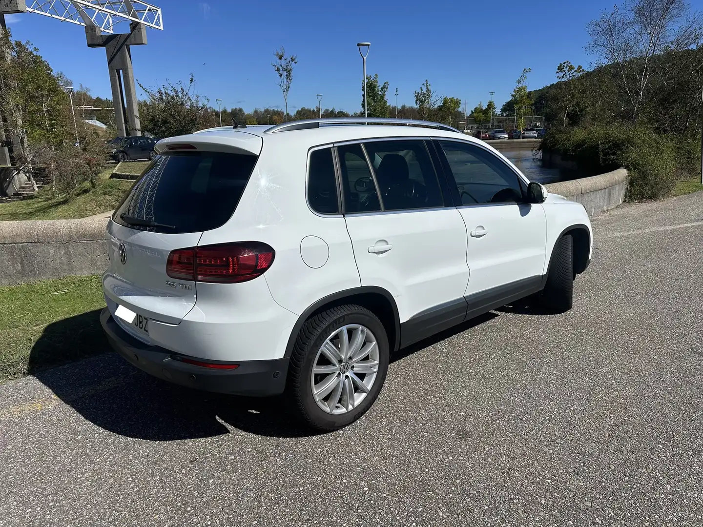 Volkswagen Tiguan 2.0TDI BMT T1 Sport 4x2 140 Blanco - 1