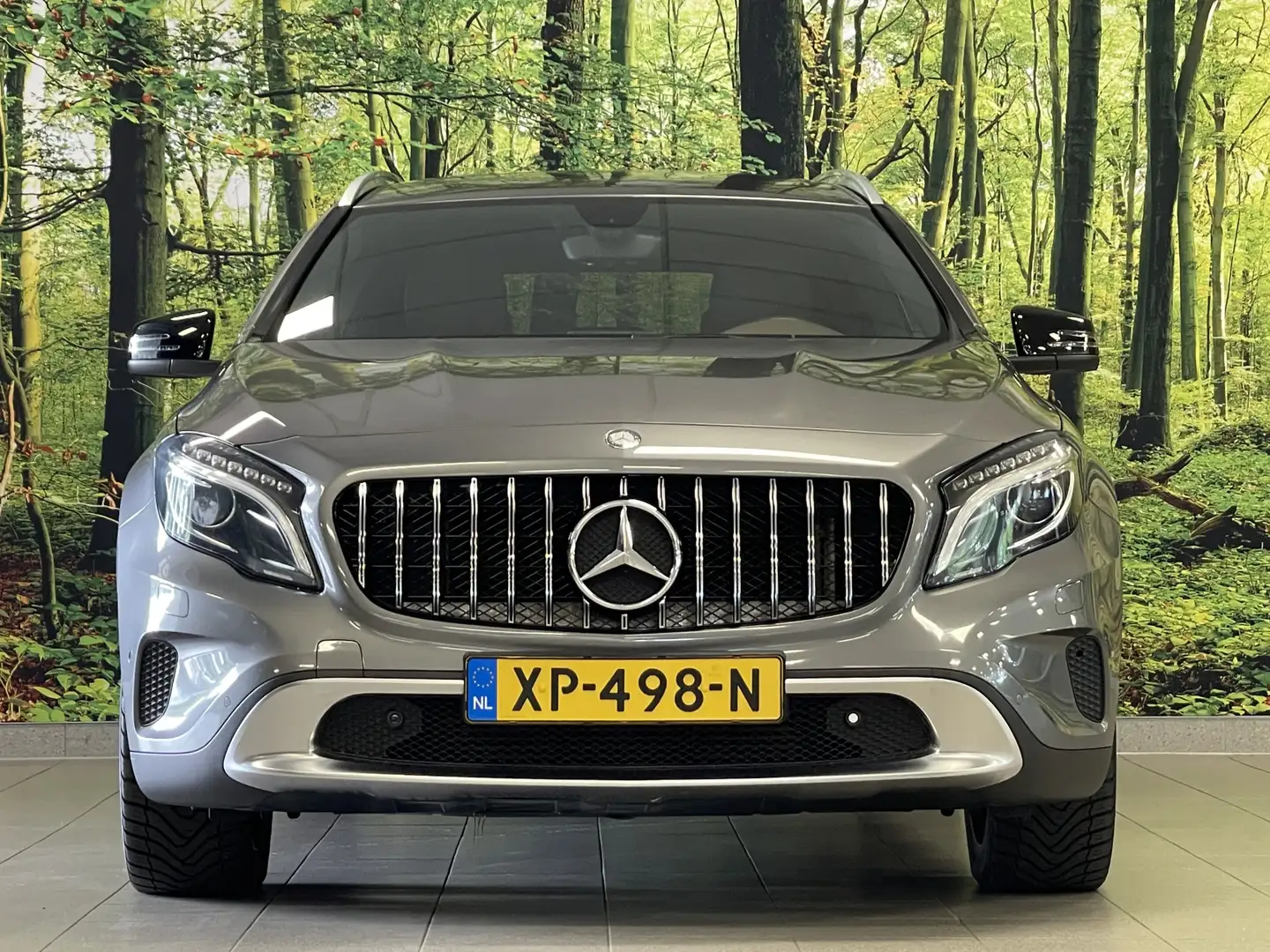 Mercedes-Benz GLA 200 | Afneembare Trekhaak | Harman Kardon | Parkeersen Grijs - 2