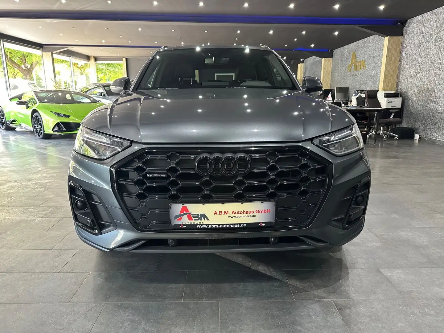 Audi Q5 40 TDI quattro S line / LEDER / AHK /MASSAGE Grau - 2