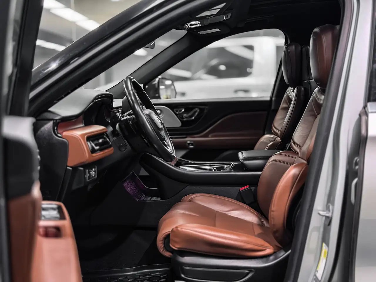 Lincoln Aviator снимка Lincoln Aviator