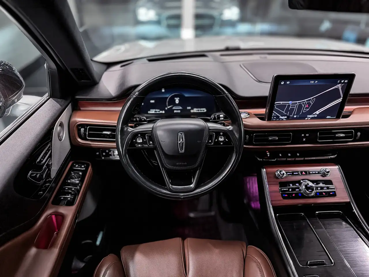 Lincoln Aviator снимка Lincoln Aviator