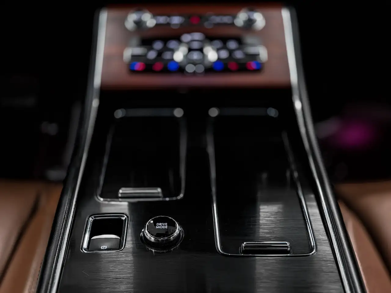 Lincoln Aviator снимка Lincoln Aviator