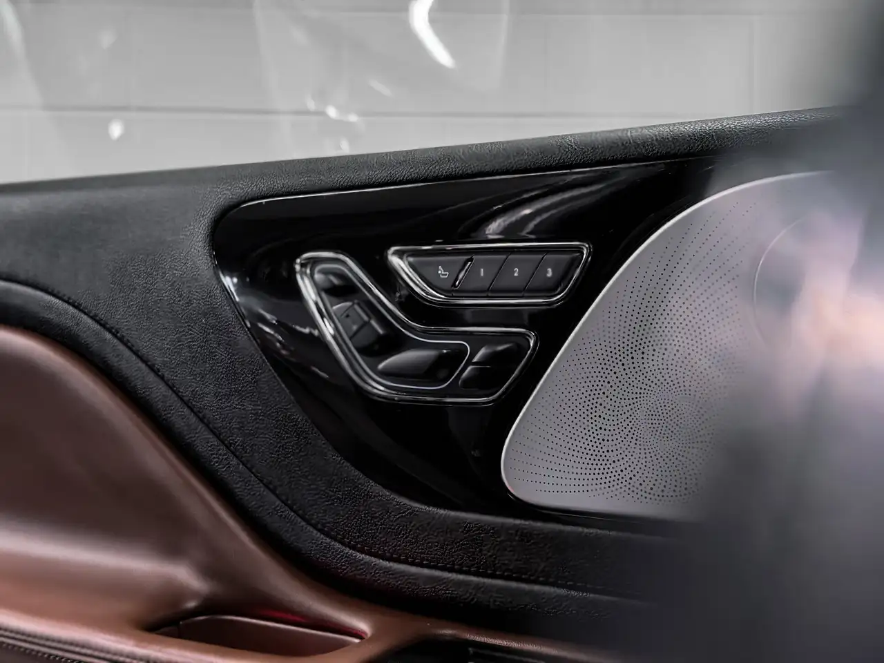 Lincoln Aviator снимка Lincoln Aviator