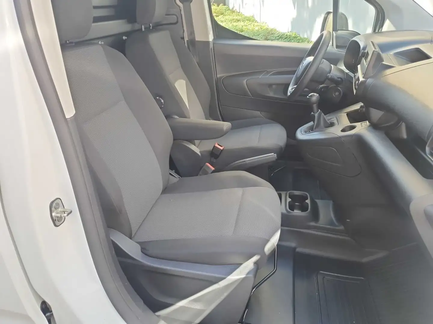 Toyota Proace City Proace City L1 1,5-l D-4D S Weiß - 1