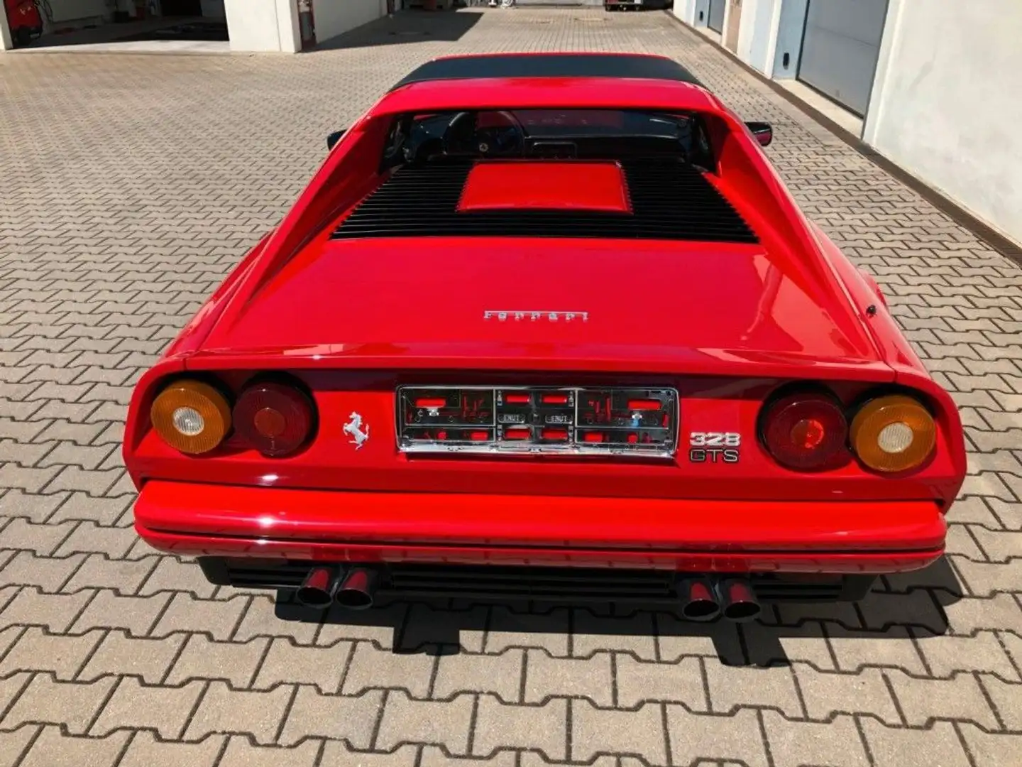 Ferrari 328 GTS Червоний - 2
