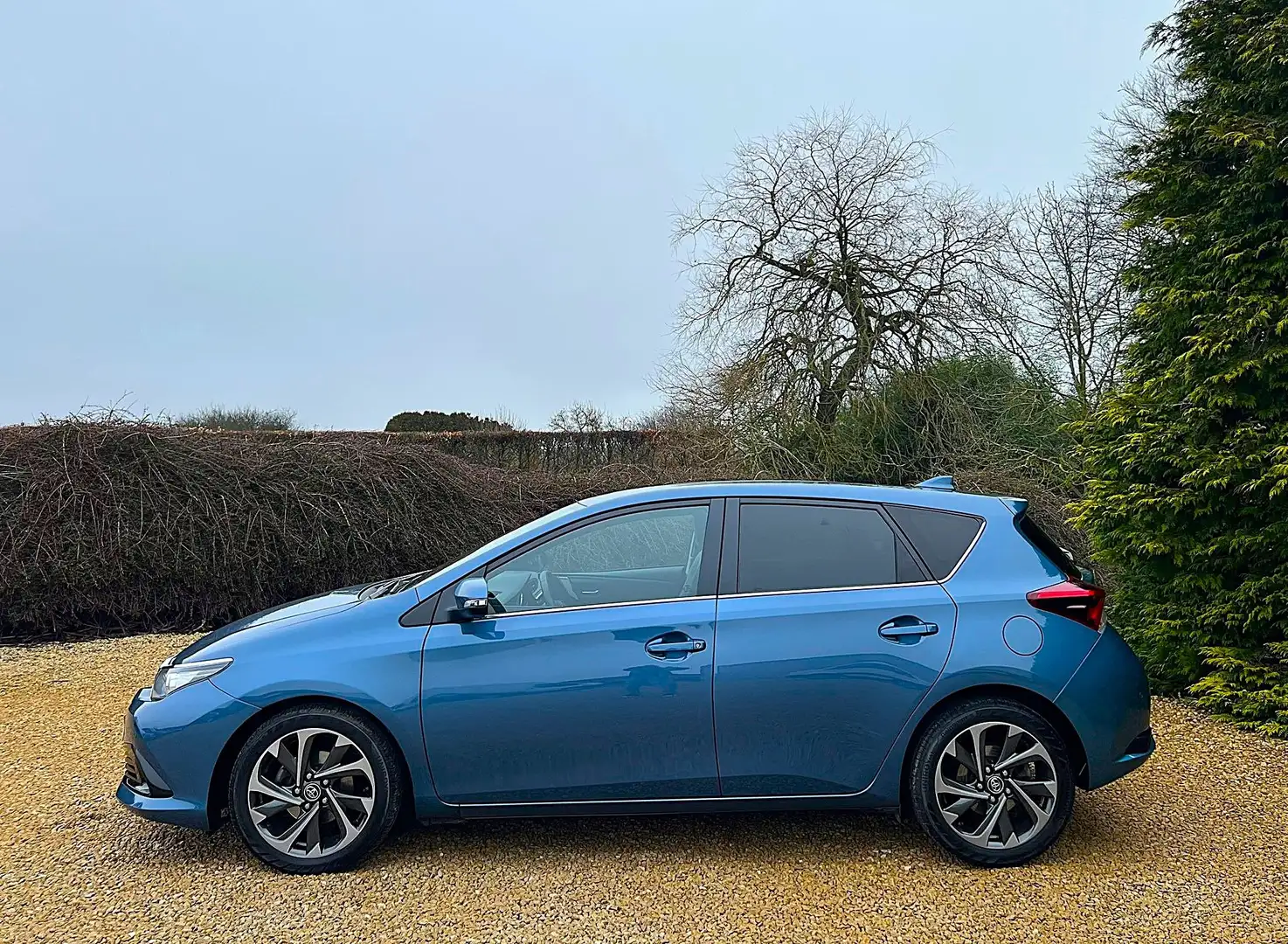 Toyota Auris 1.6 D-4D 112 CV Dynamic Black Pack 76.000 KM !!! Azul - 2