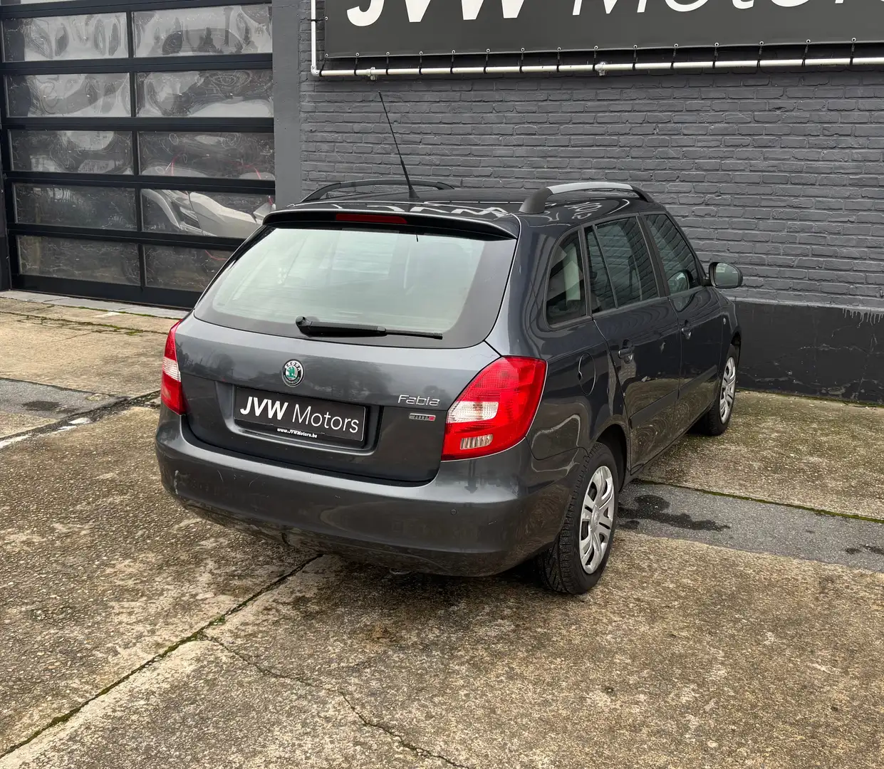 Skoda Fabia 1.2i * Airco * CarPlay * Navi Gris - 2