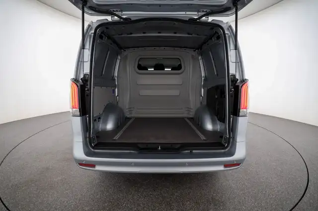 Mercedes-Benz Vito 116 CDI BusinessVan 4x4 Lang AHK 2,5t Navi Ansicht 17