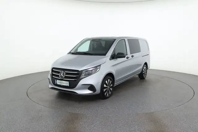 Mercedes-Benz Vito 116 CDI BusinessVan 4x4 Lang AHK 2,5t Navi Ansicht 2