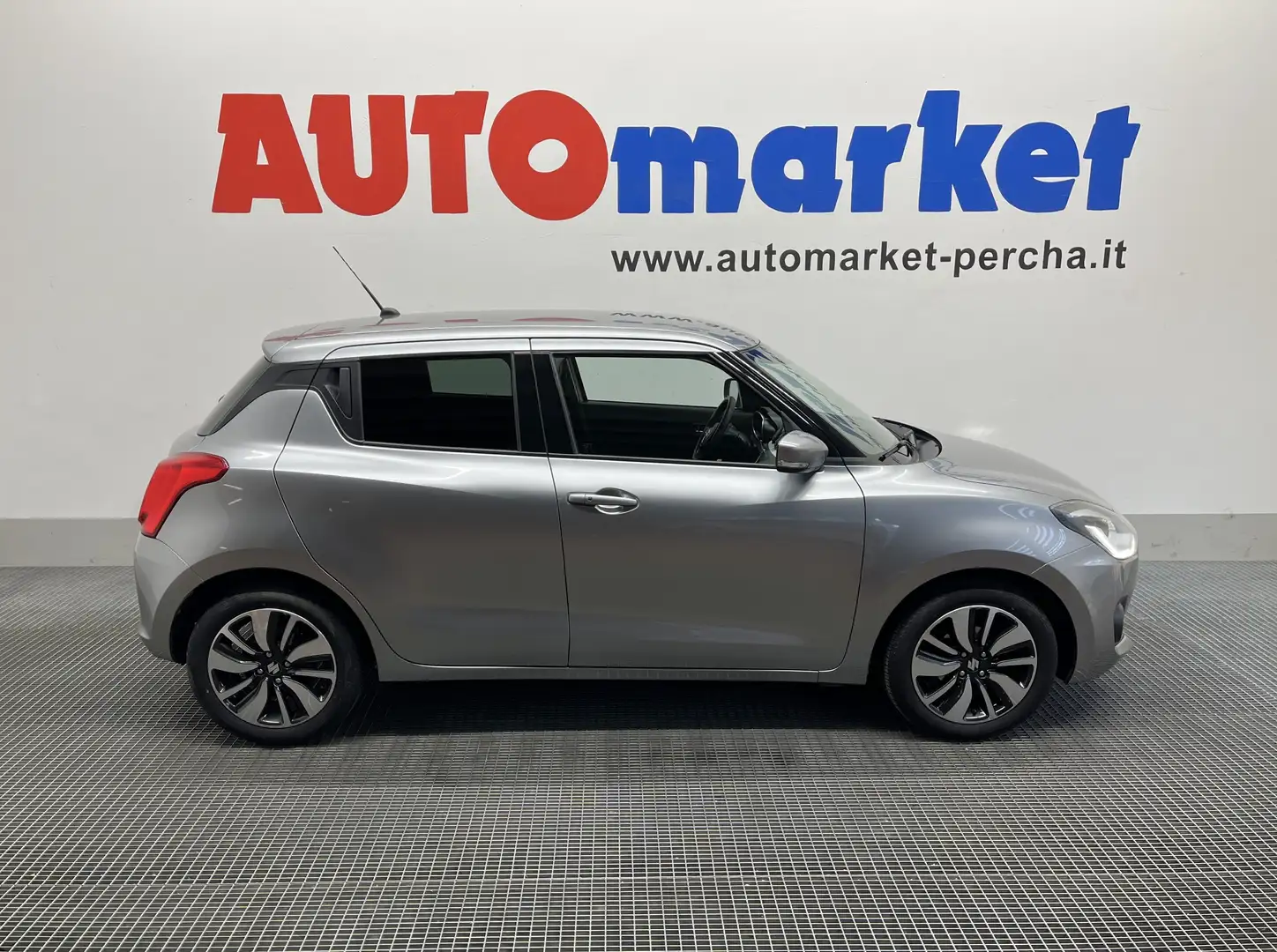 Suzuki Swift 1.2 dualjet Top 2wd Grigio - 1