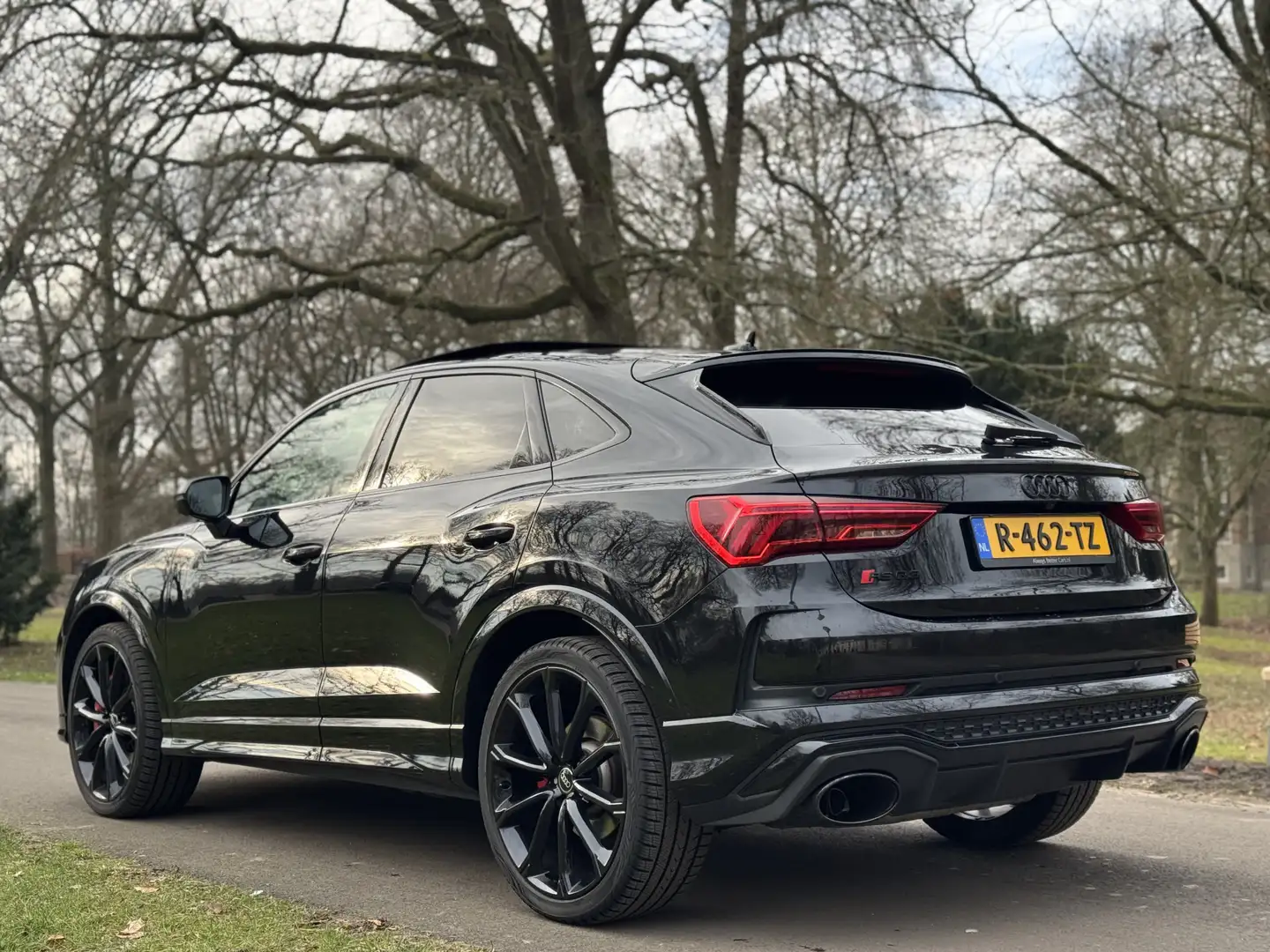 Audi RS Q3 RSQ3 Sportback TFSI Schwarz - 2
