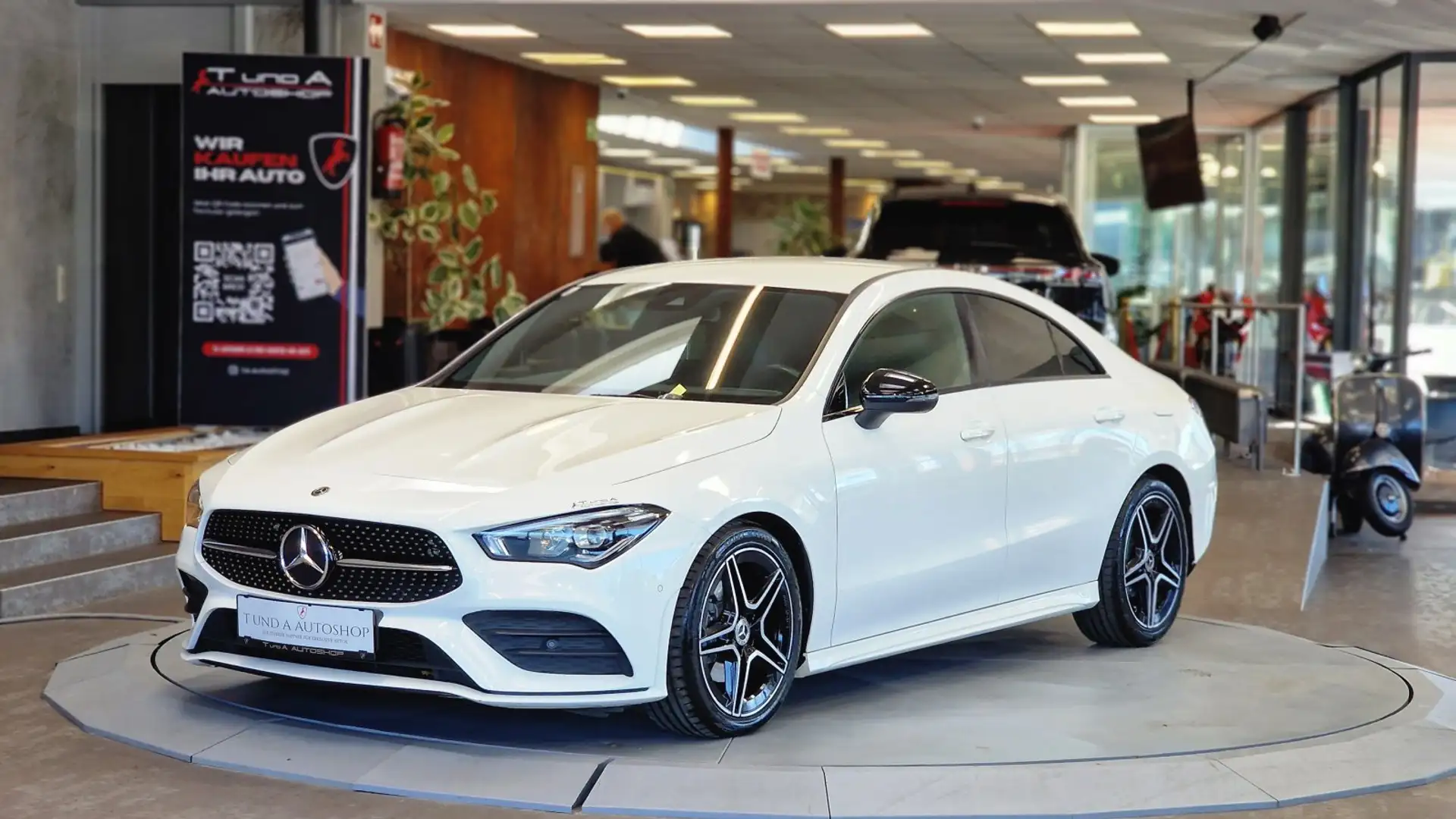 Mercedes-Benz CLA 180 d AMG-Paket Aut. *Navi*Kamera*18Zoll* Weiß - 2
